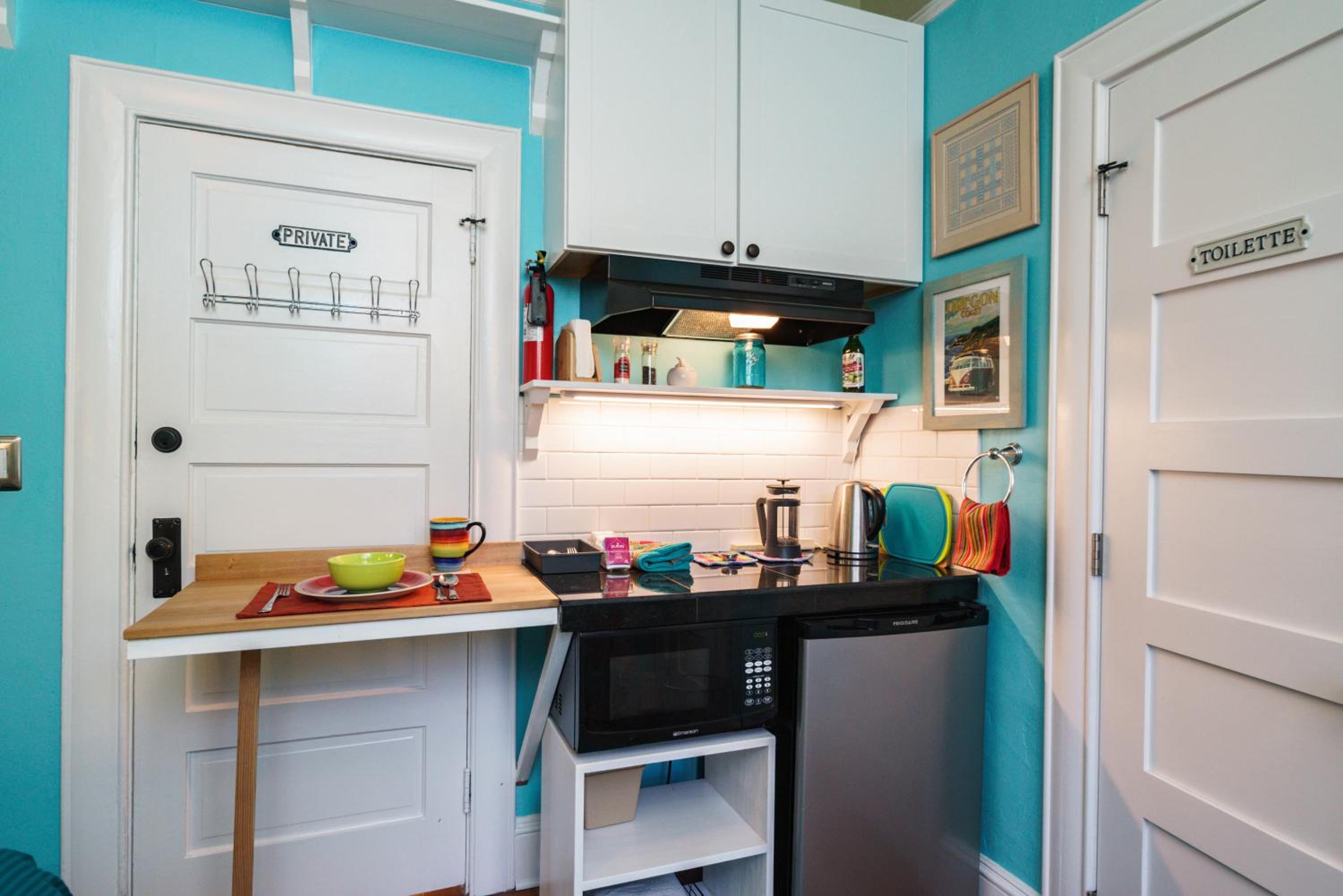 One-Bedroom Apartment - Photo 17