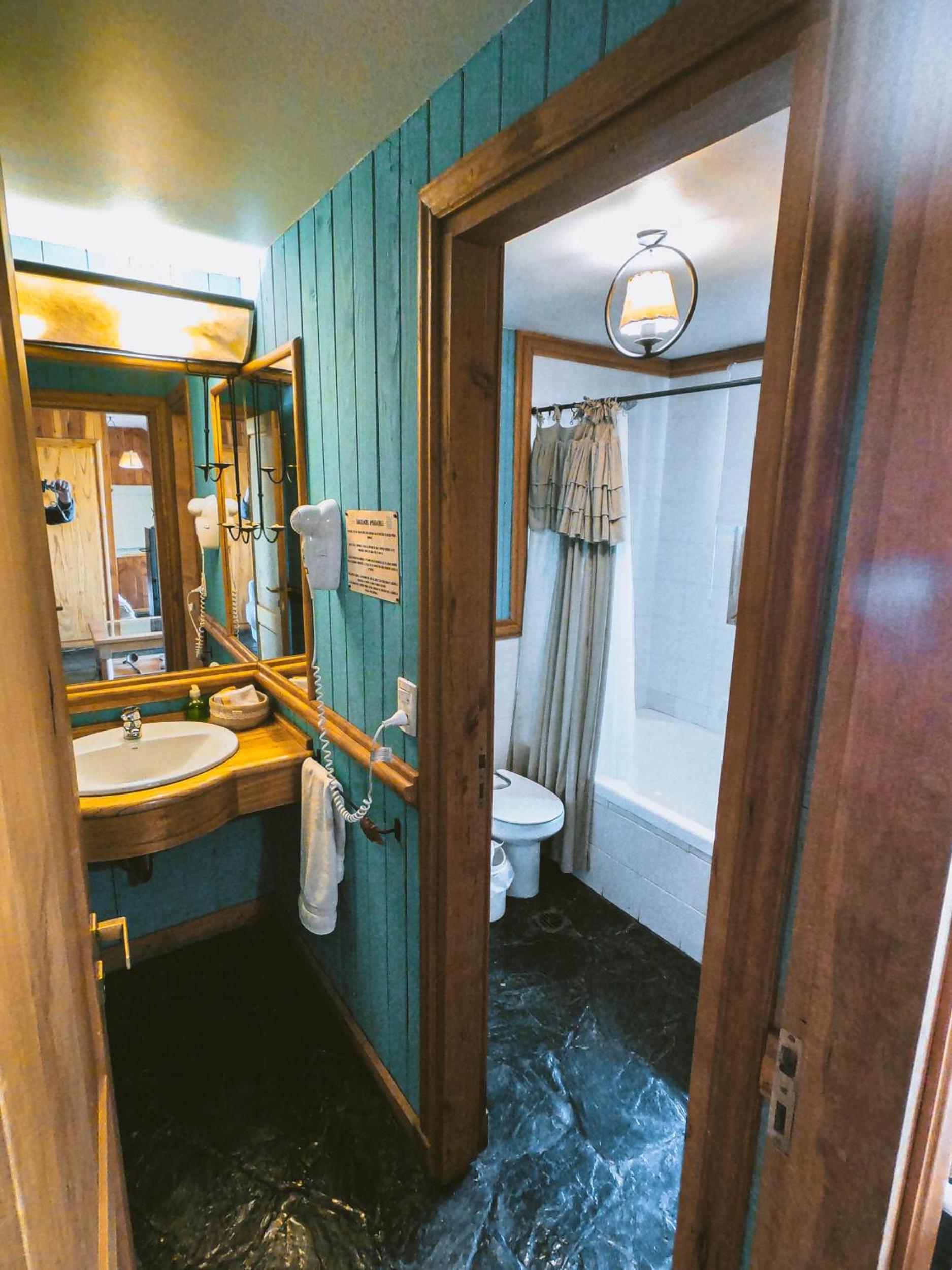 Double or Twin Room photo 2