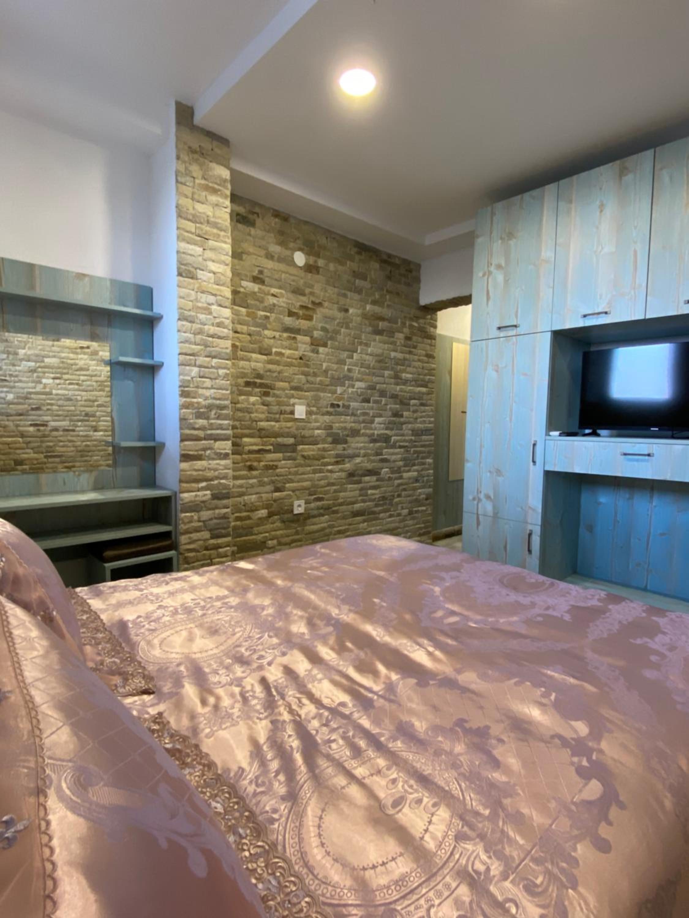 Budget Double Room photo 3