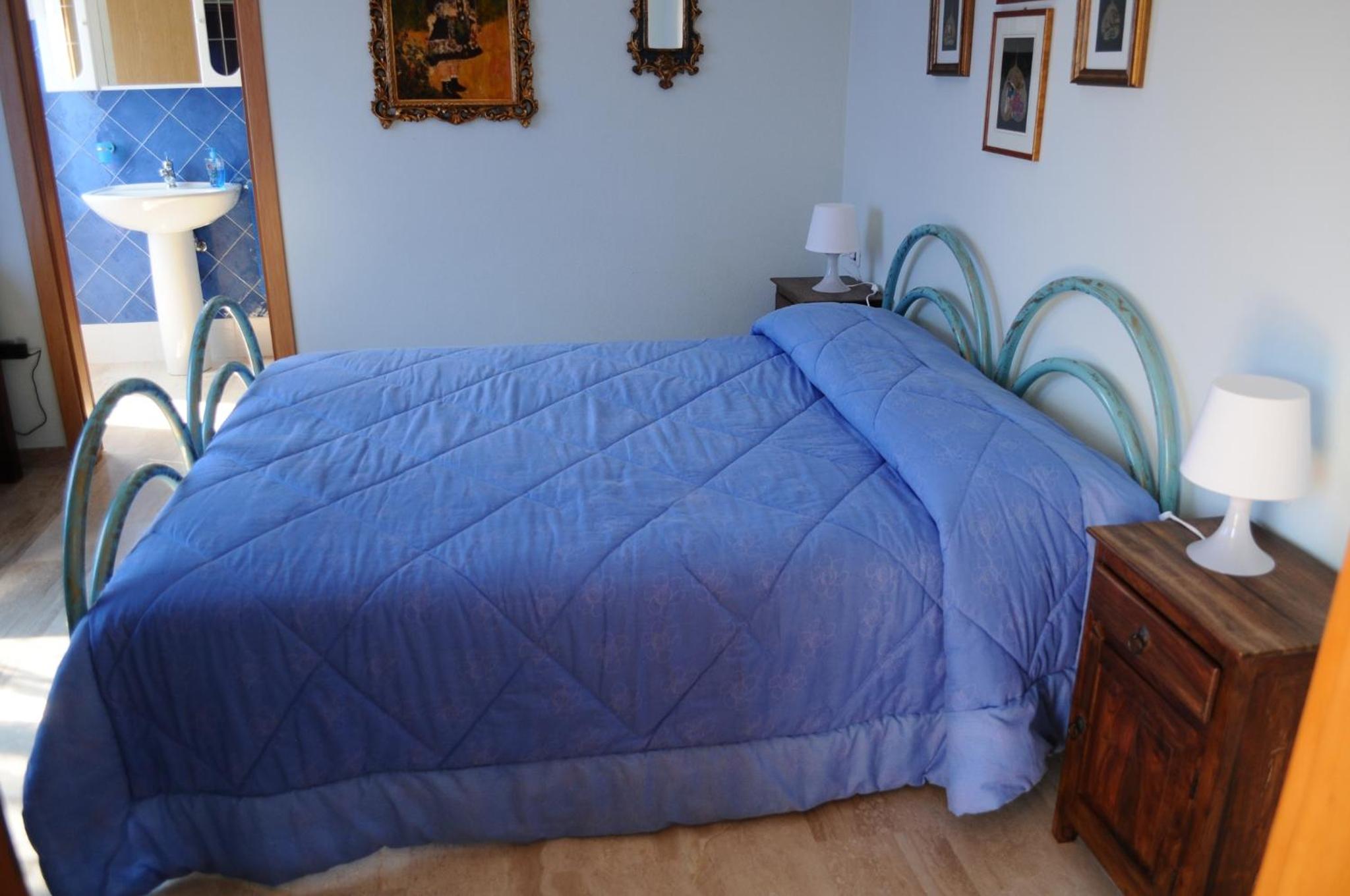 Double or Twin Room - Photo 2