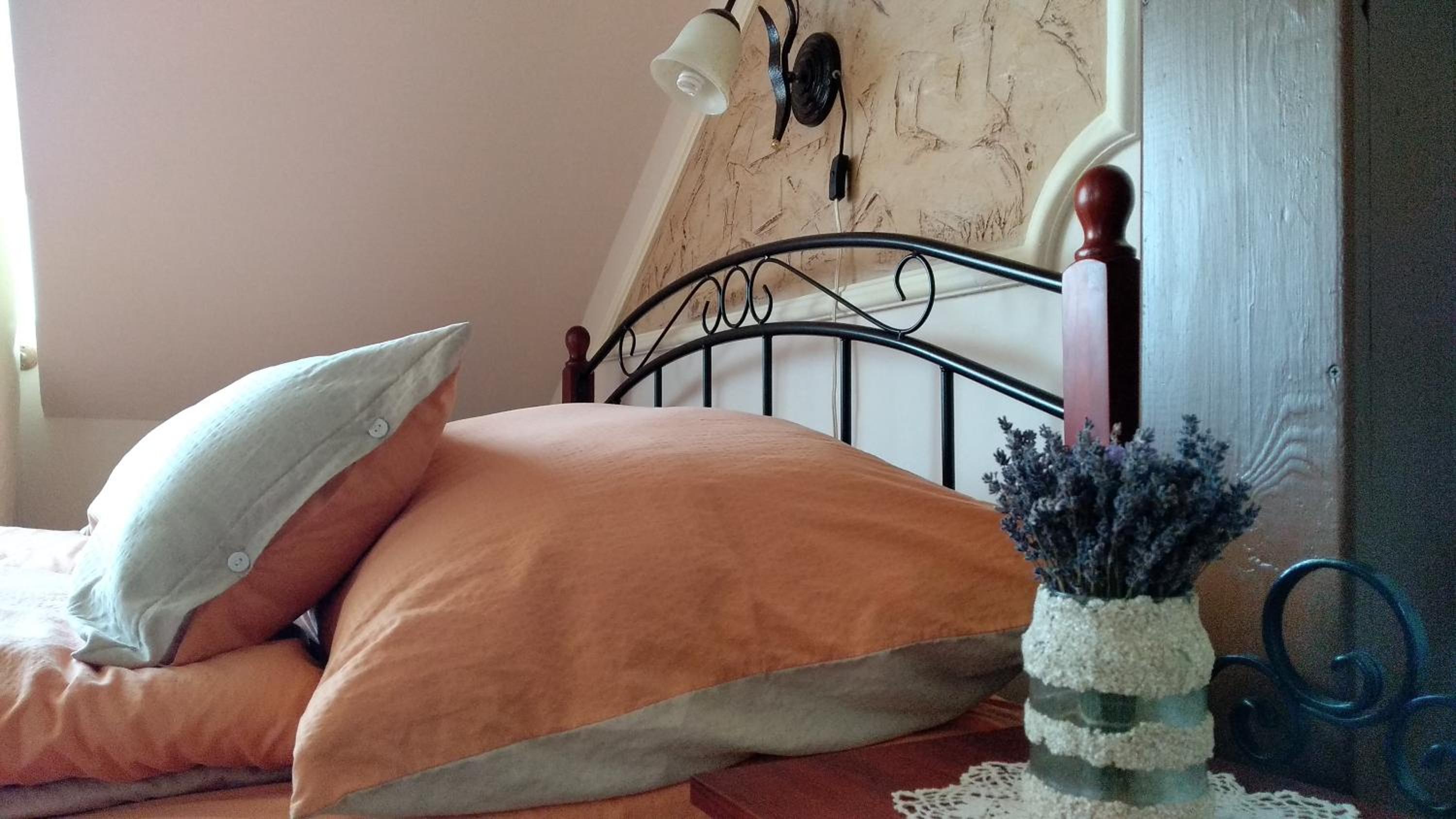 Standard Queen Room photo 1