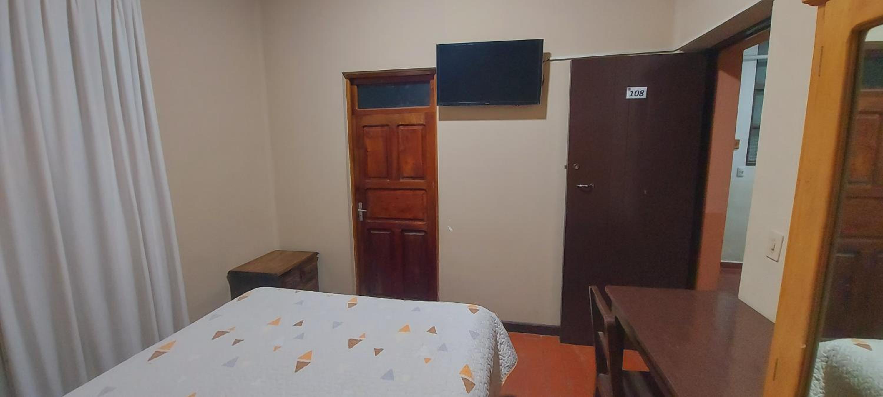 Double Room with Private Bathroom photo 1