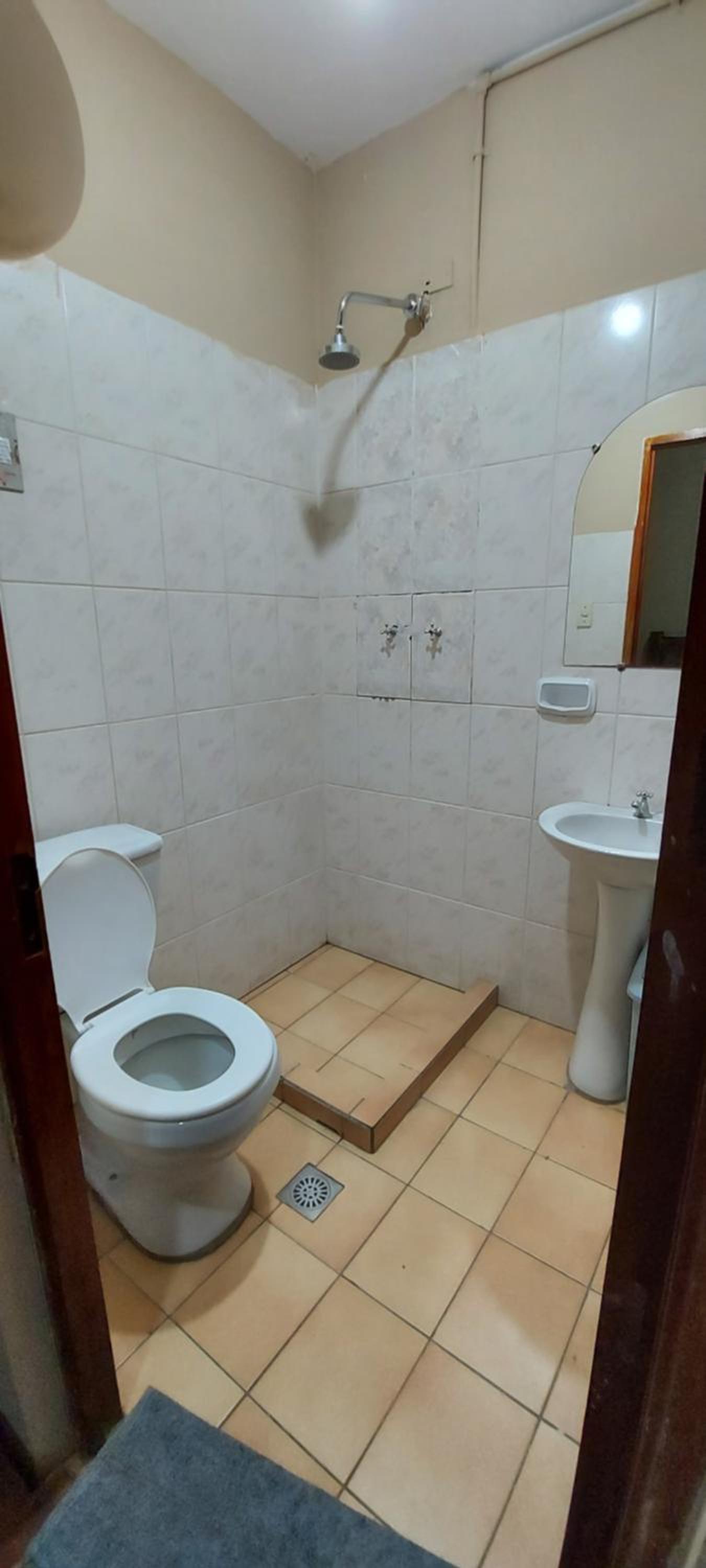 Double Room with Private Bathroom photo 2