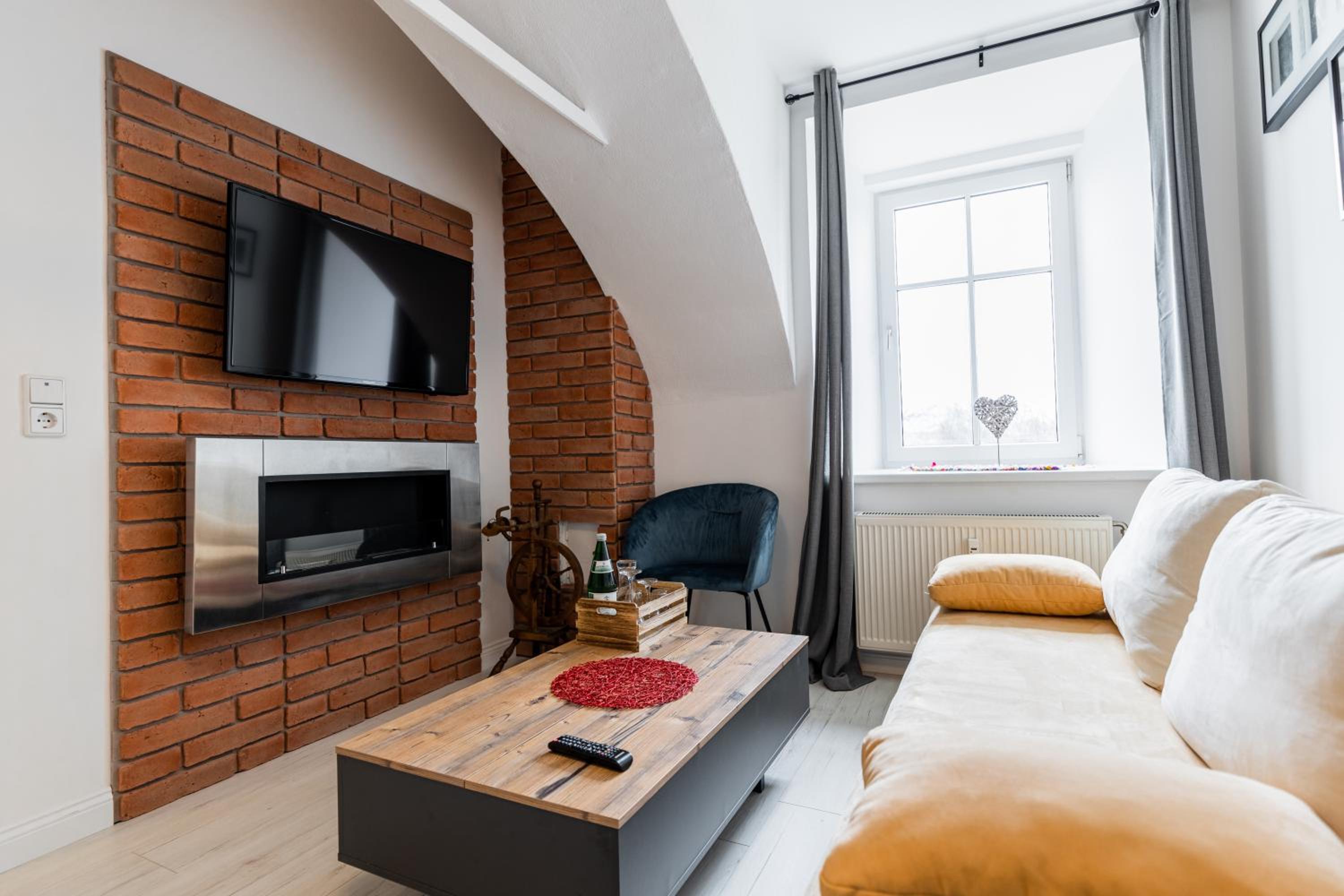 Large Double Room photo 1