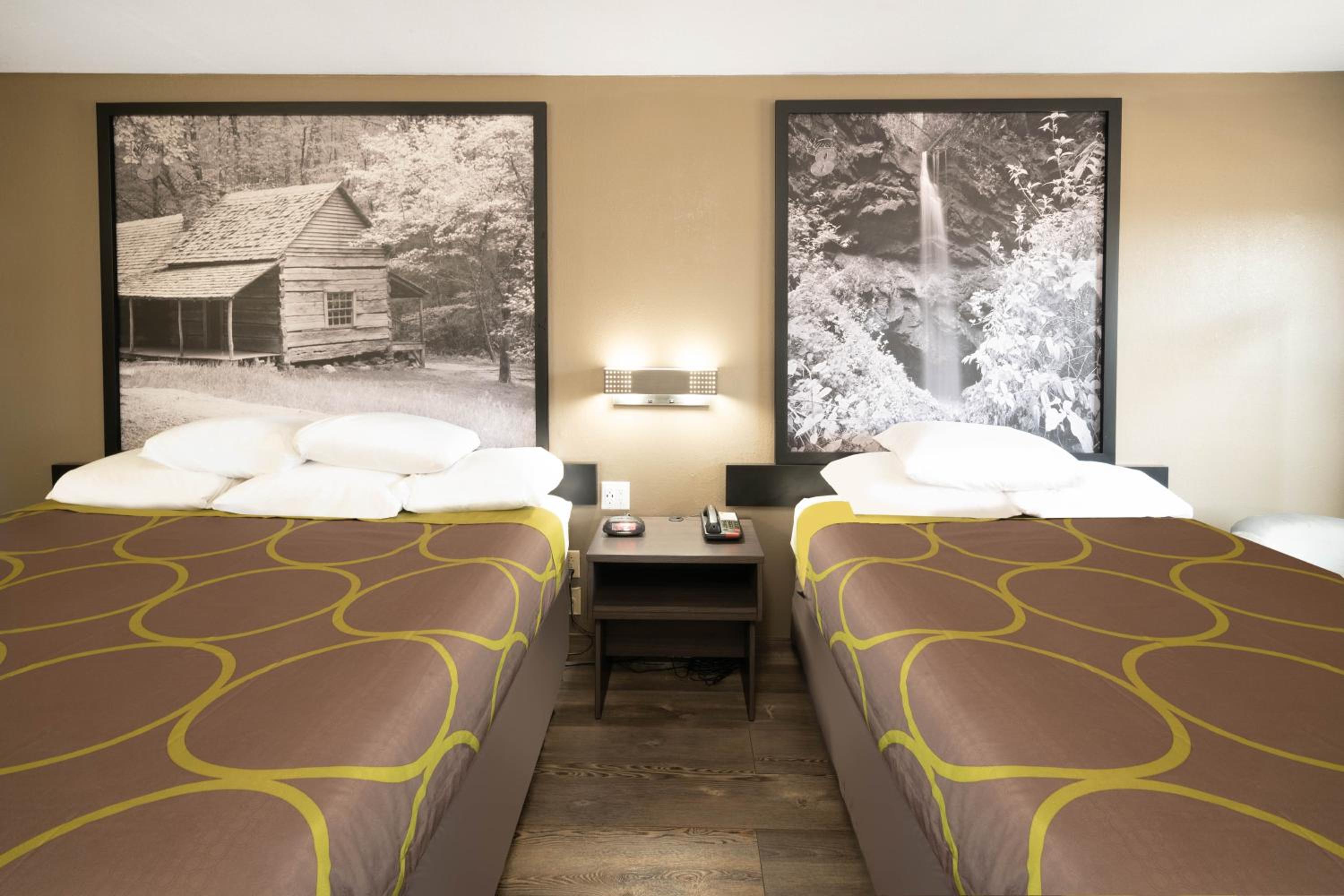 Superior King Room - Non-Smoking - Photo 1