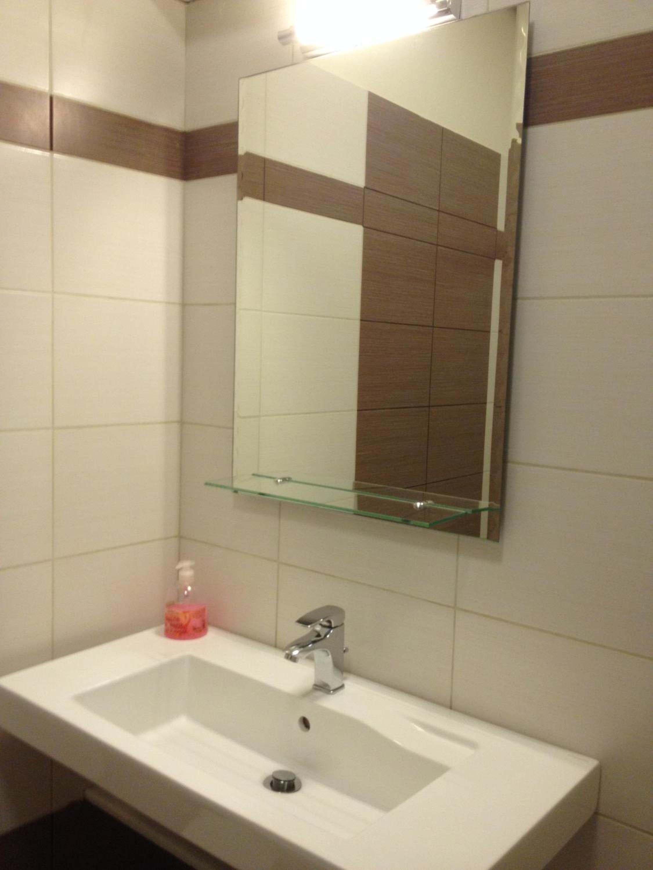 Two-Bedroom Apartment - Photo 7