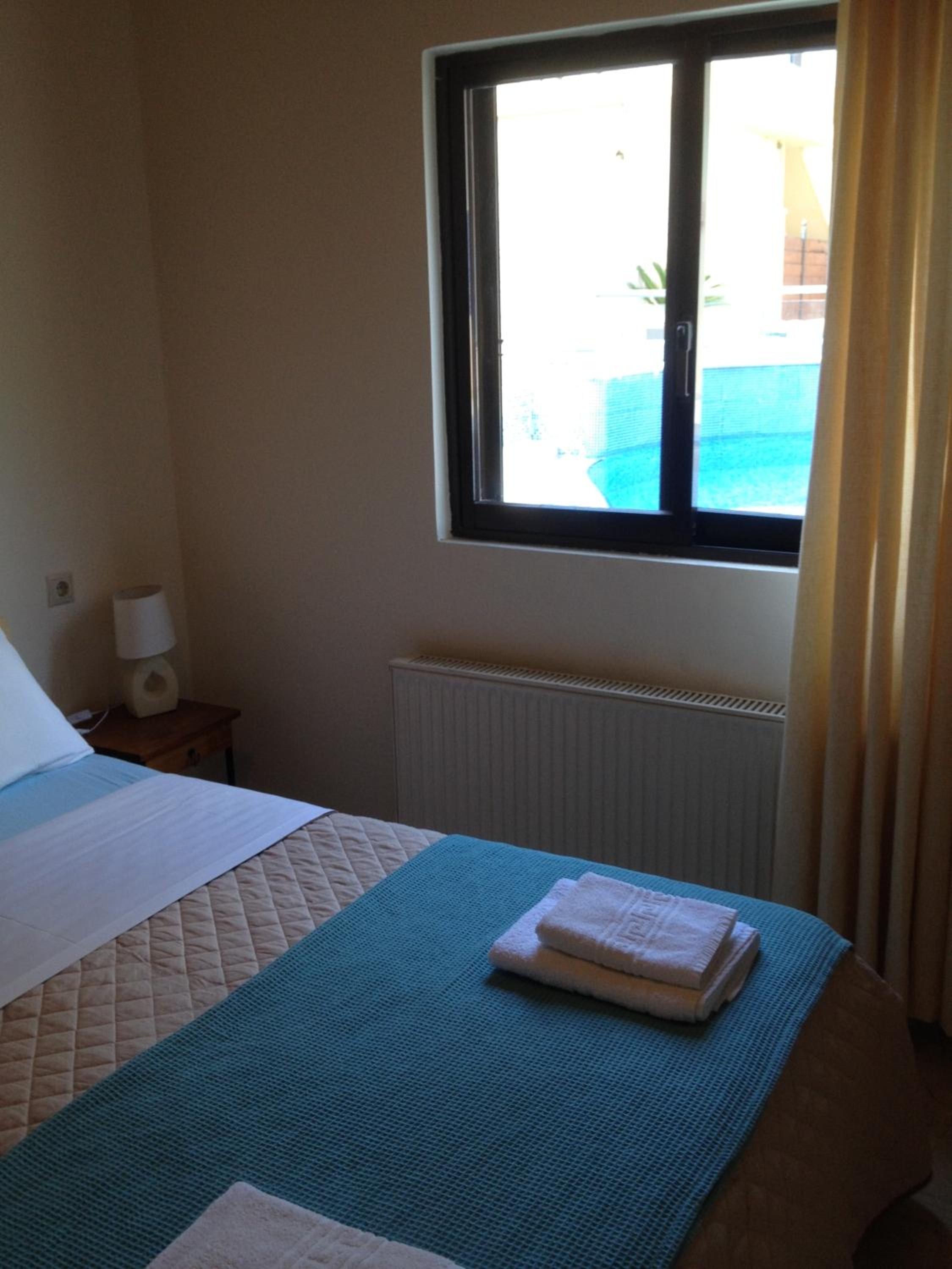 Two-Bedroom Apartment - Photo 3