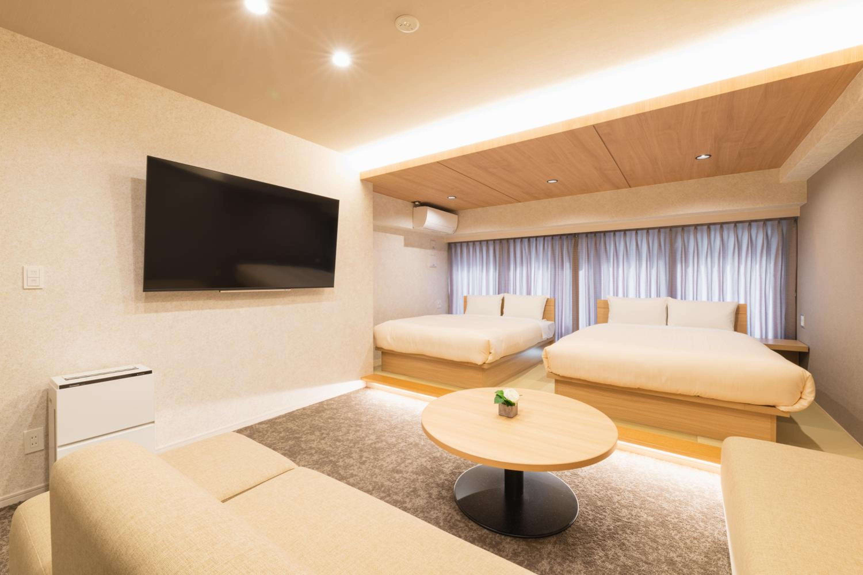 Deluxe Family Room - Photo 20