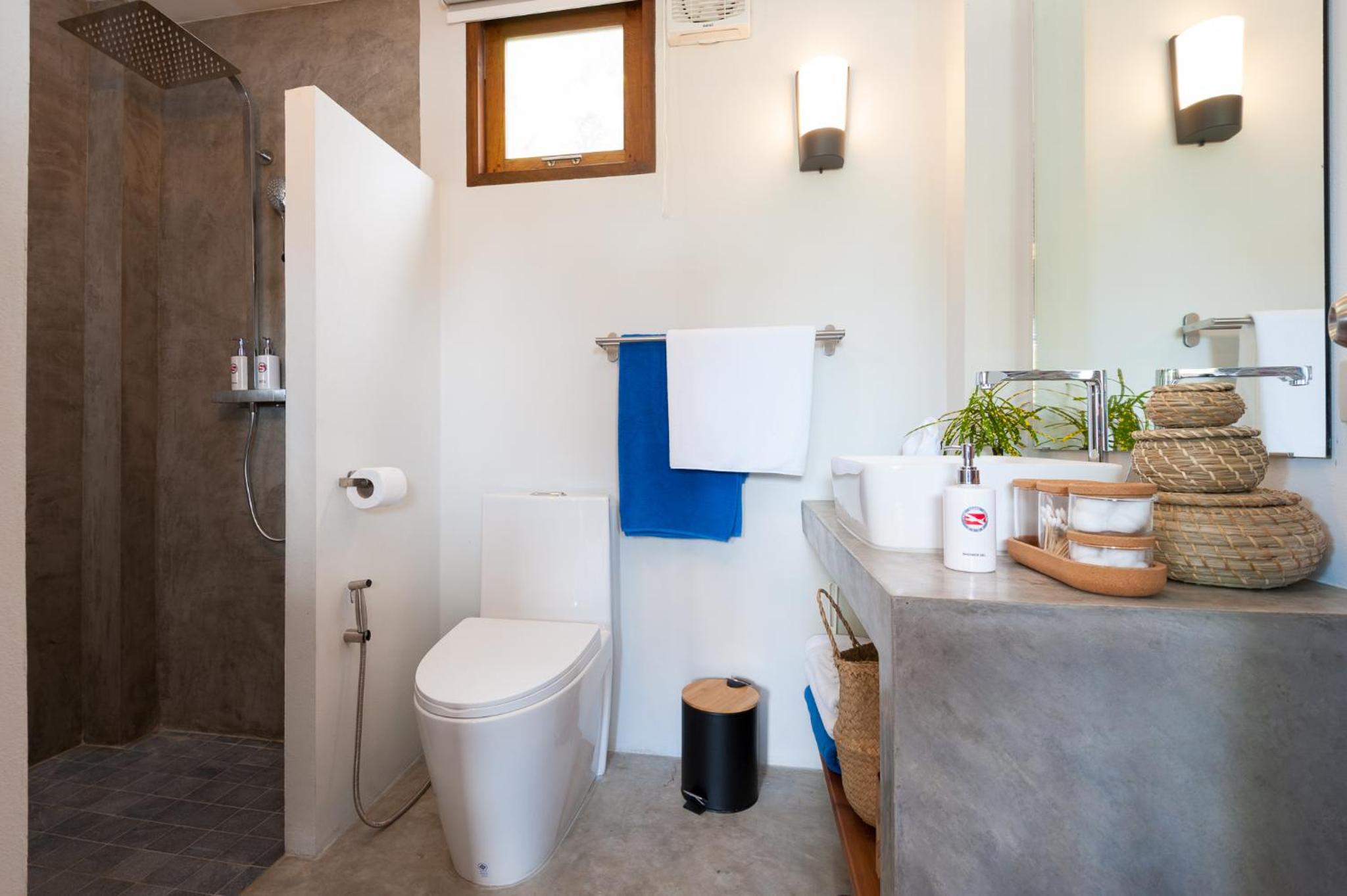 C5D One-Bedroom Private Pool Villa with Seafront - Photo 2