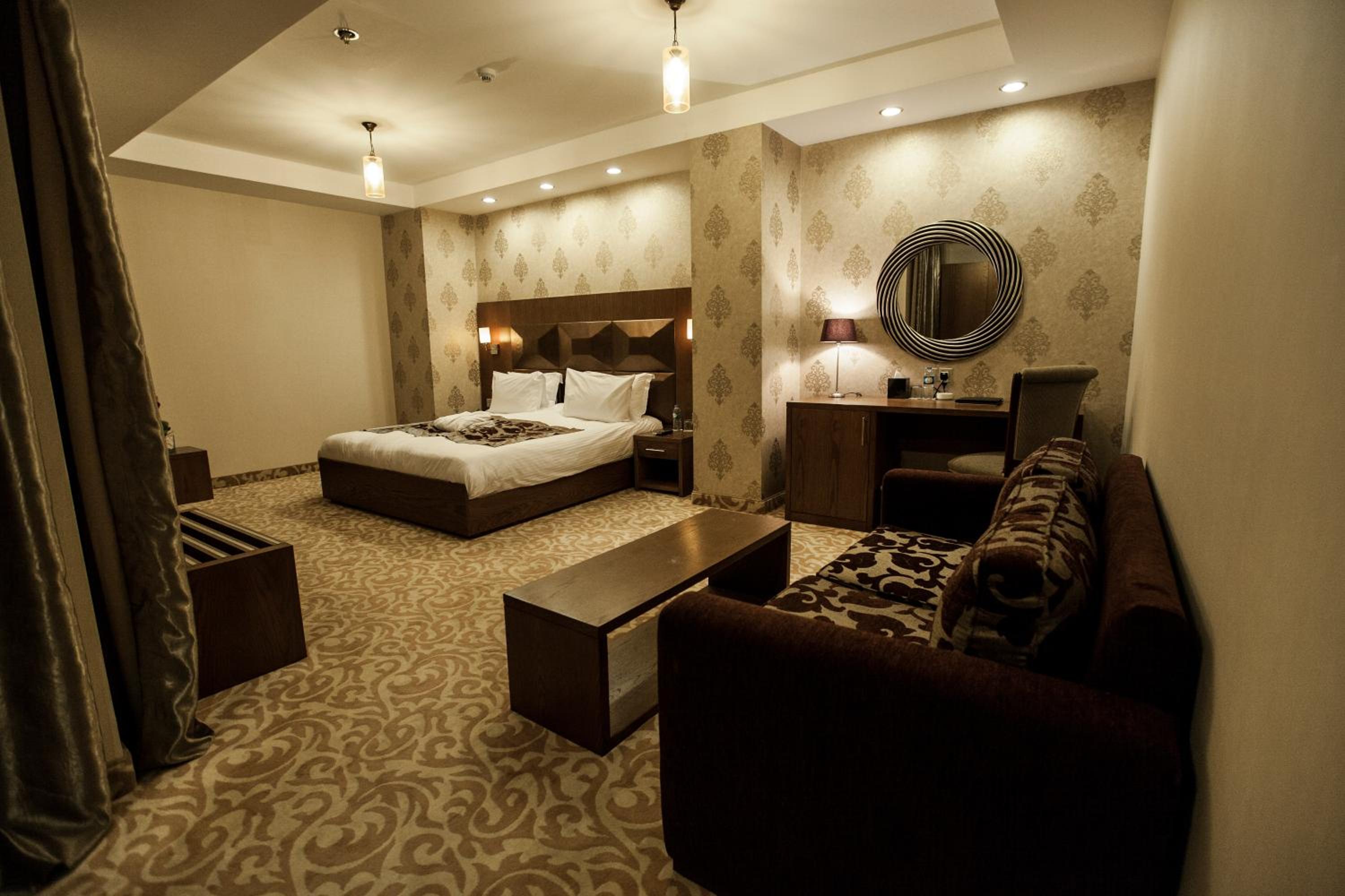 Standard King Room