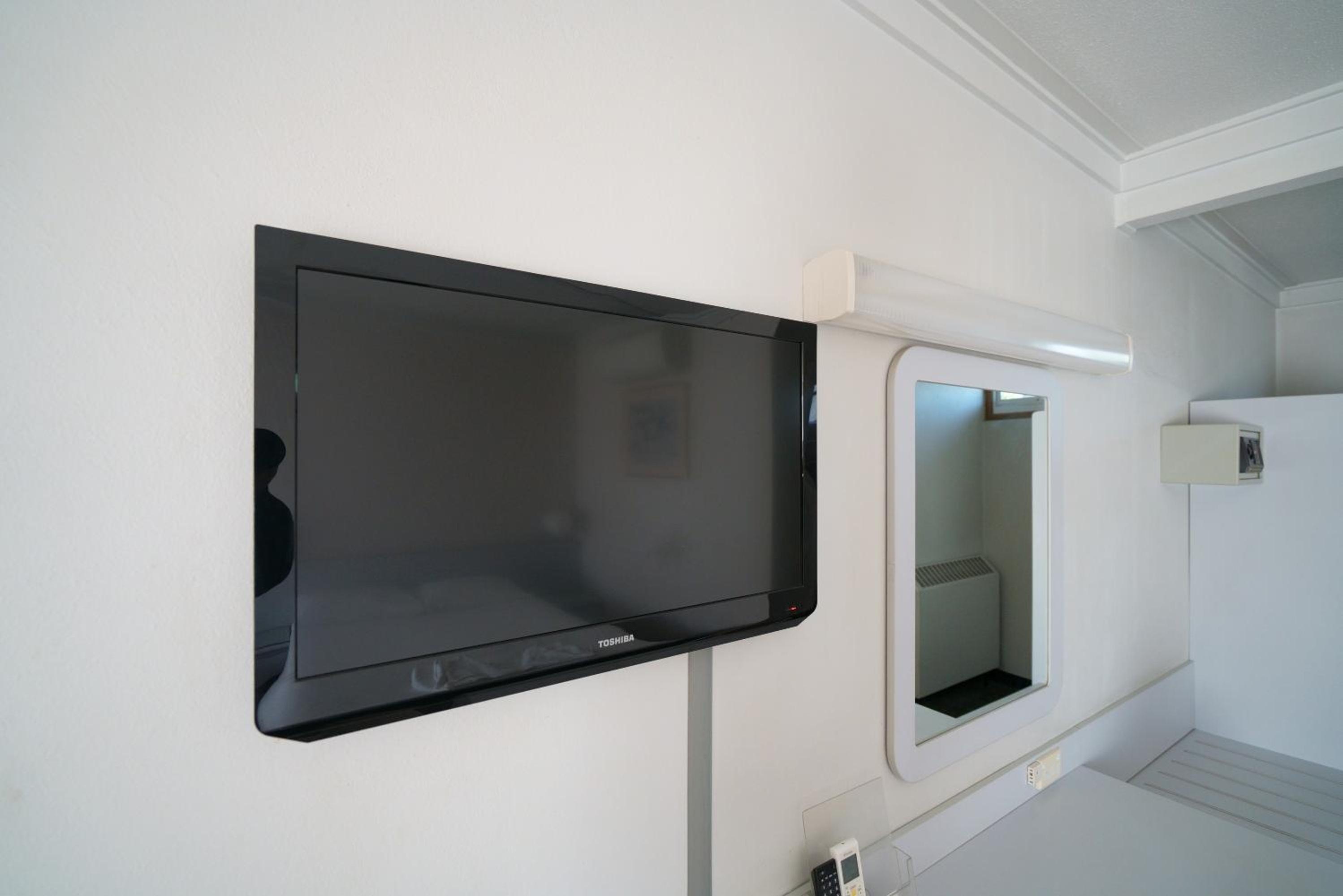 Family Room photo 1