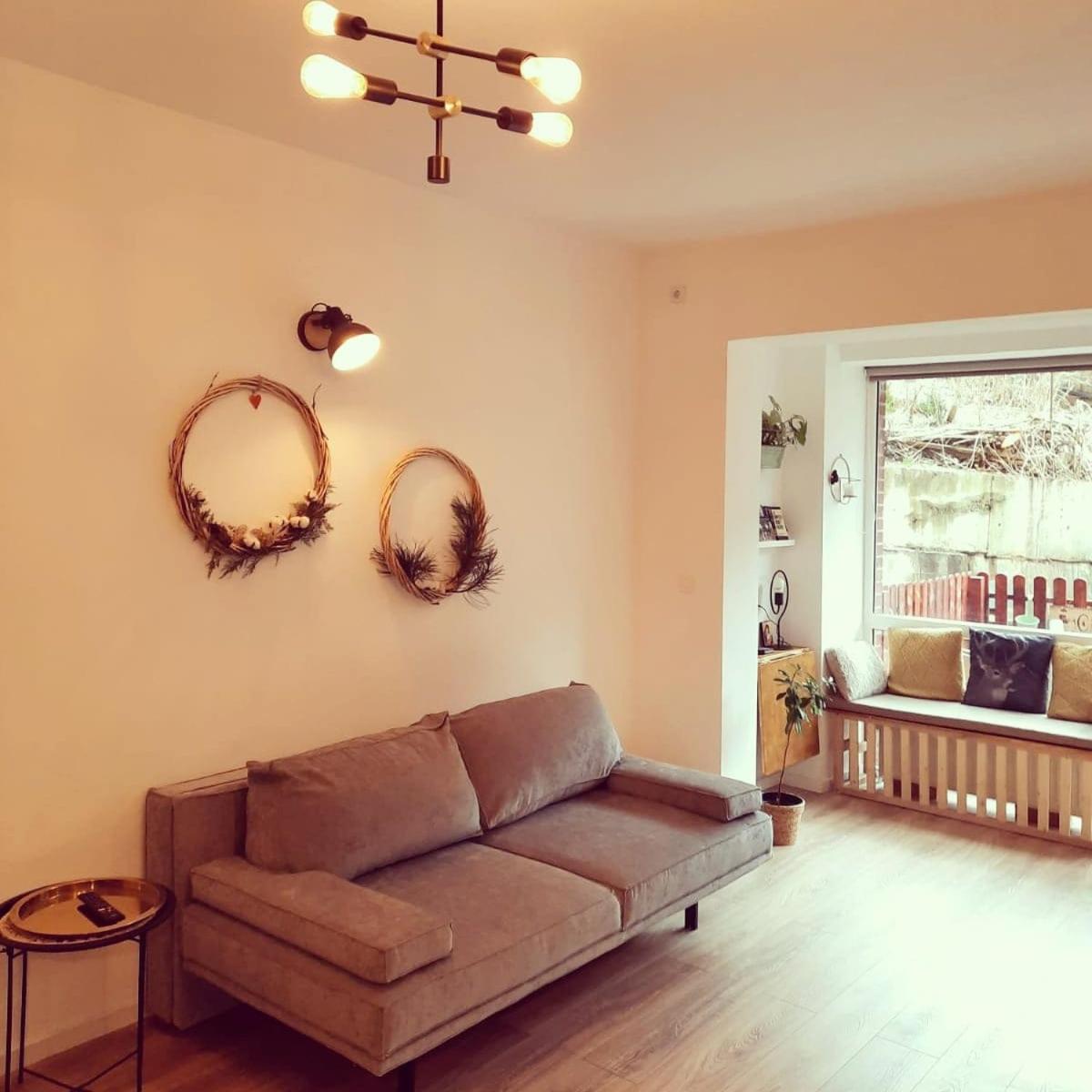 One-Bedroom Apartment - Photo 3