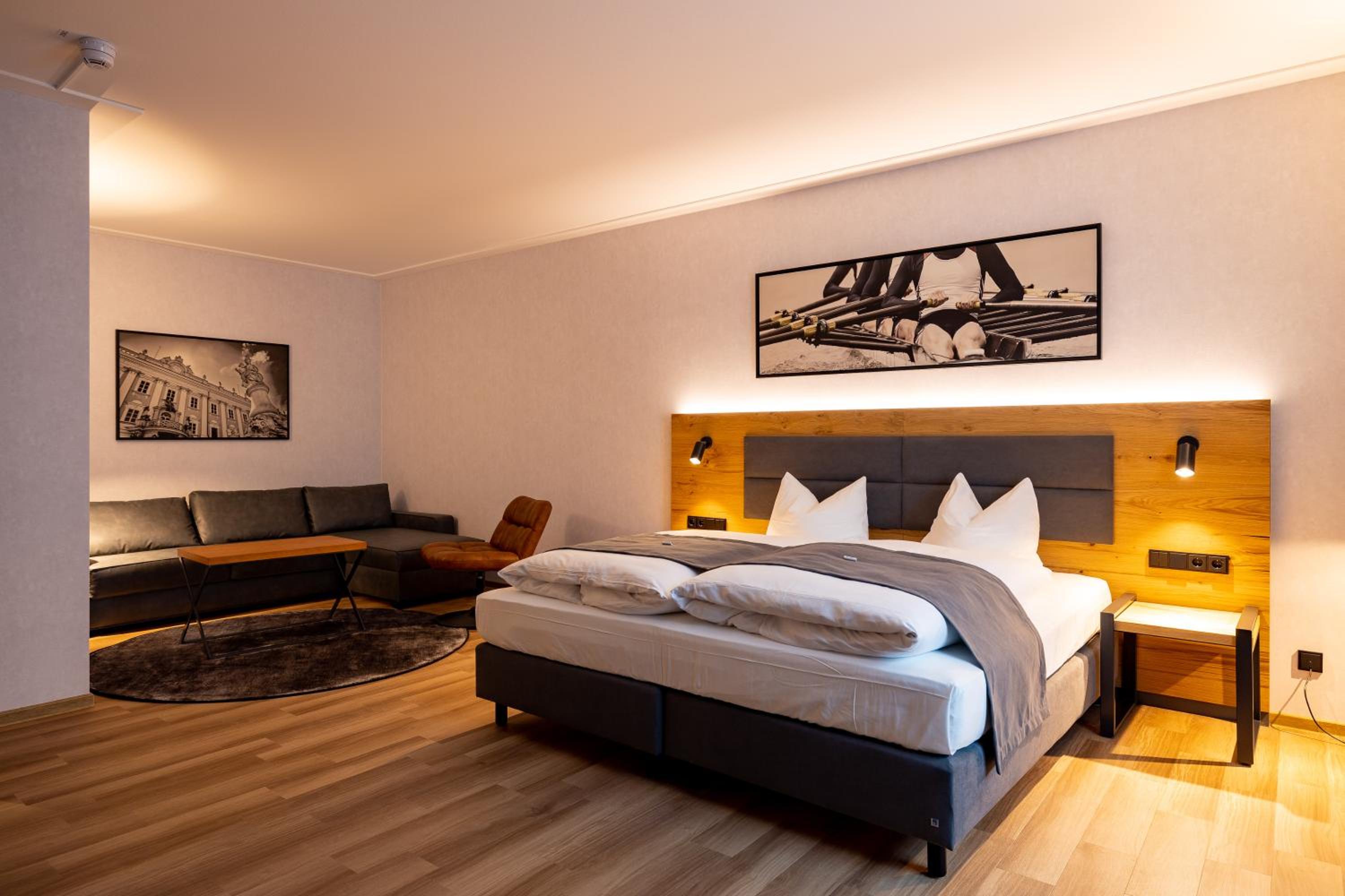 Superior King Room - Photo 1
