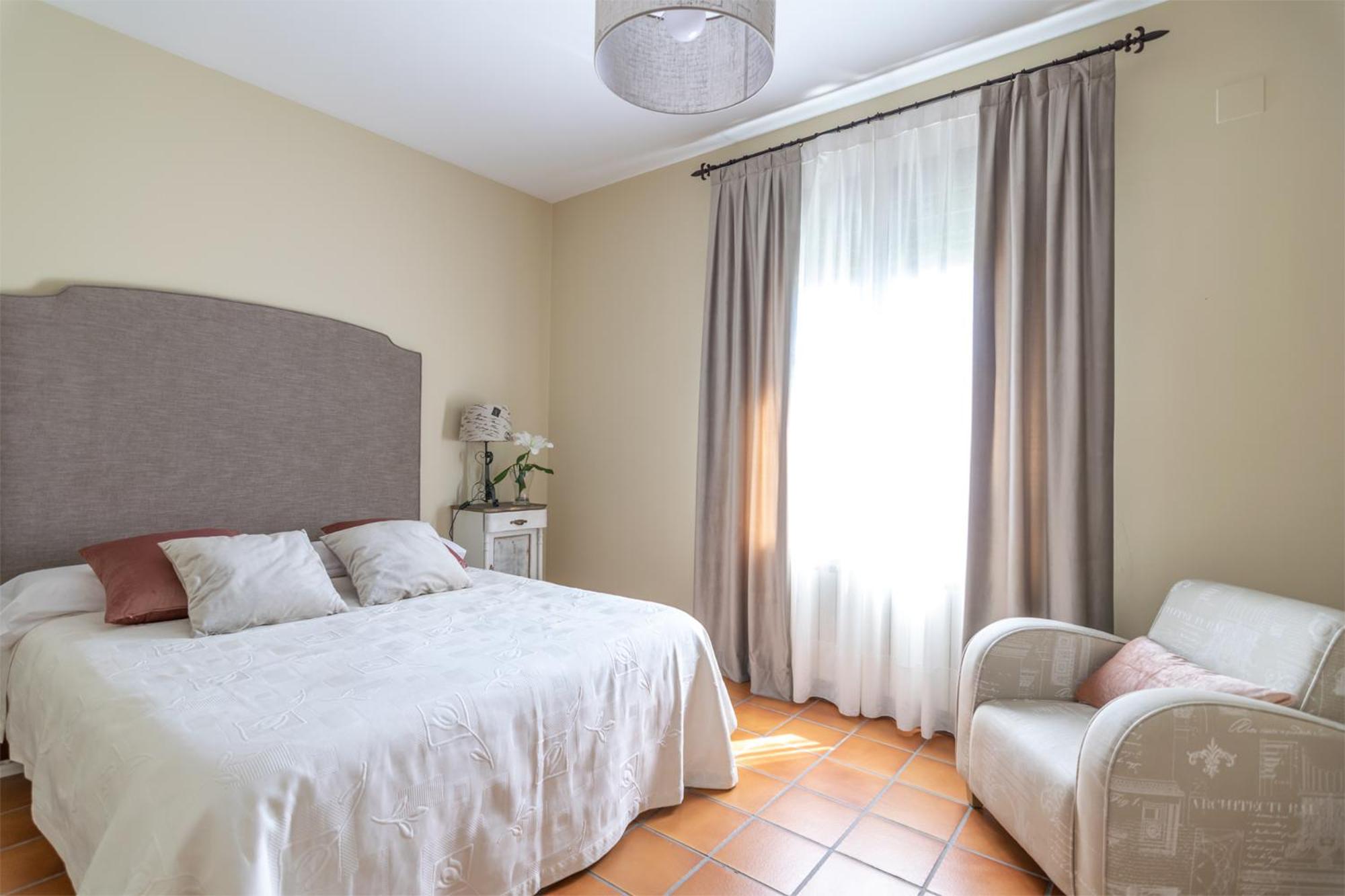Casa de cinco habitaciones