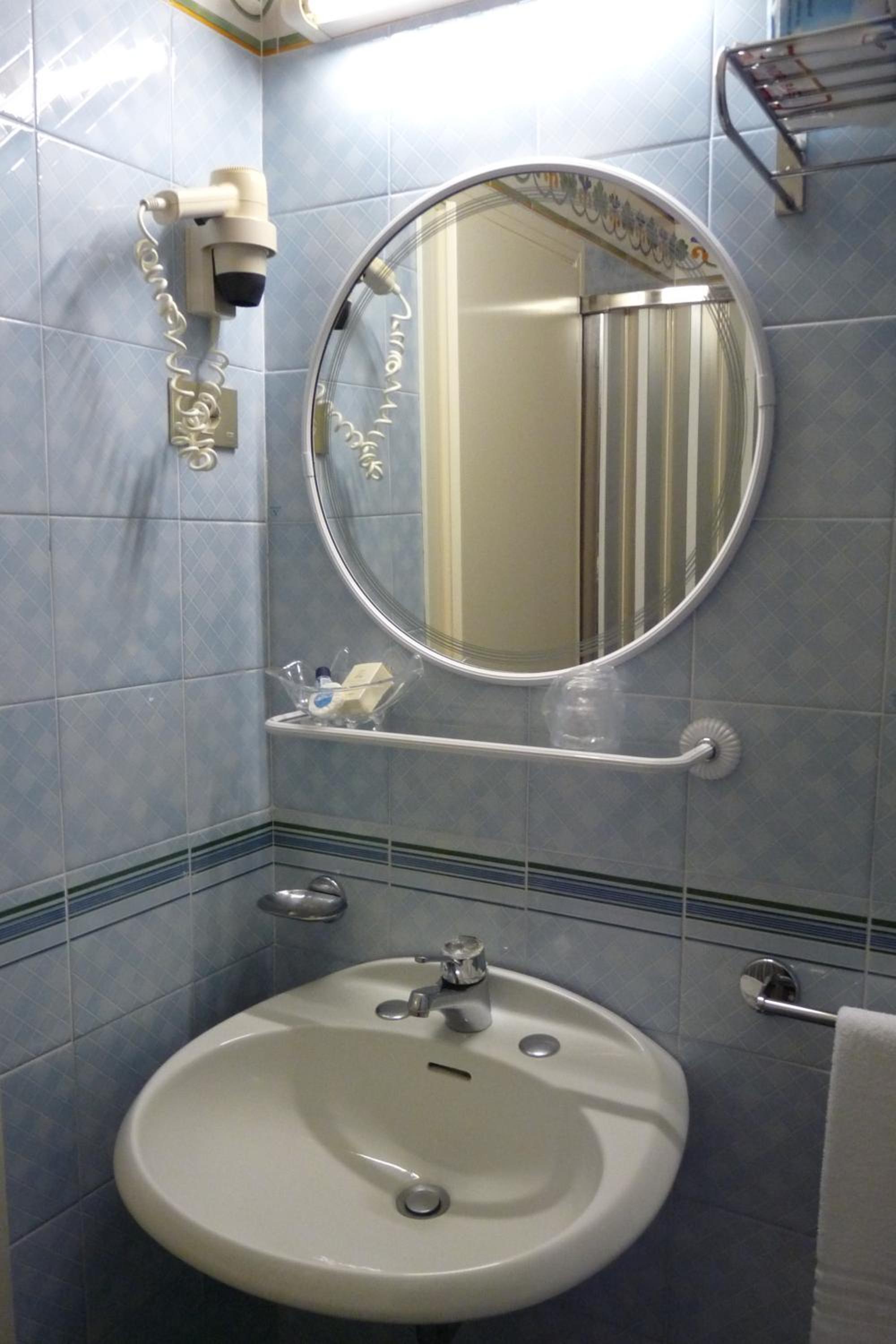 Classic Single Room photo 3