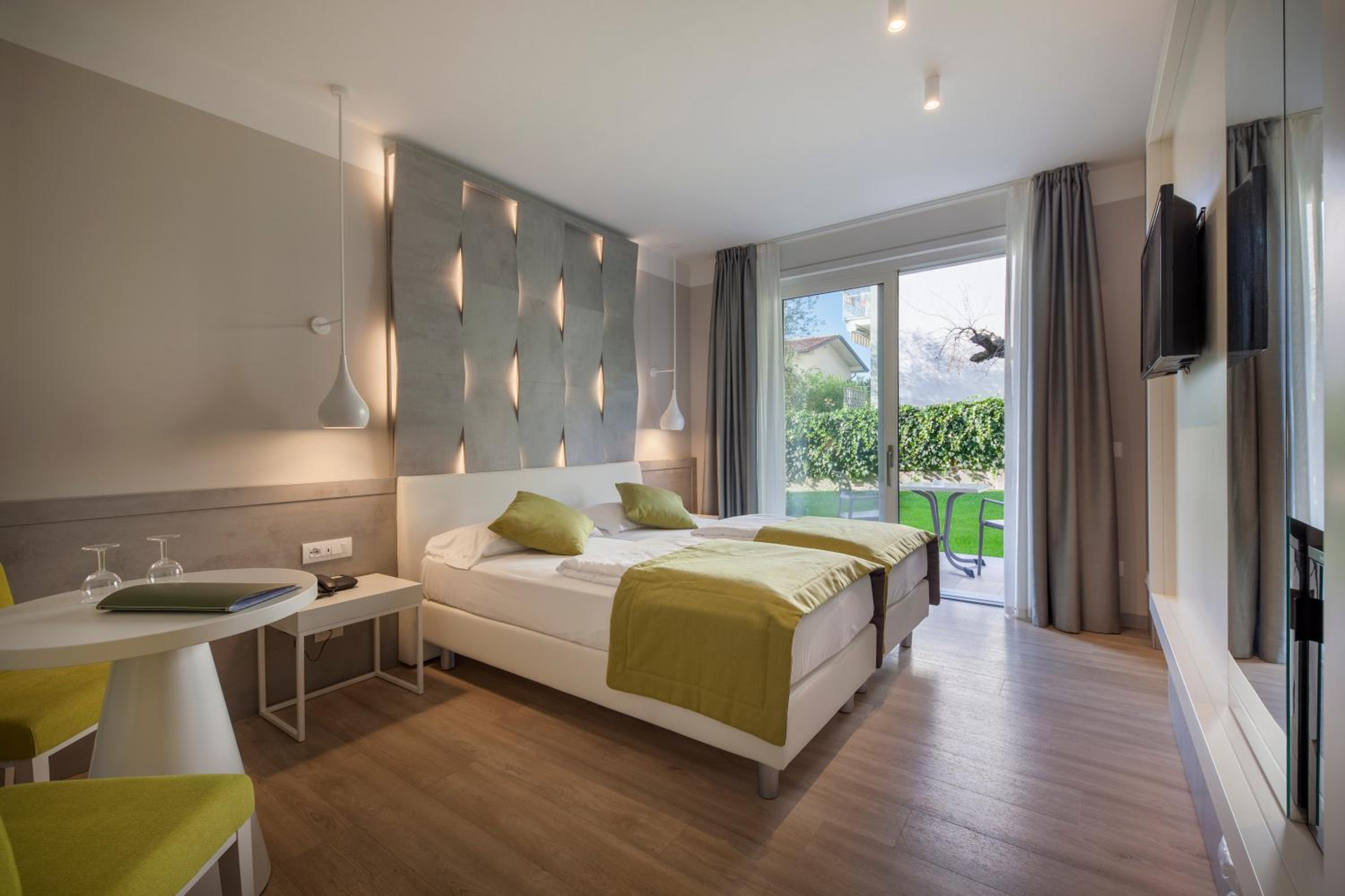 Double or Twin Room with Garden View