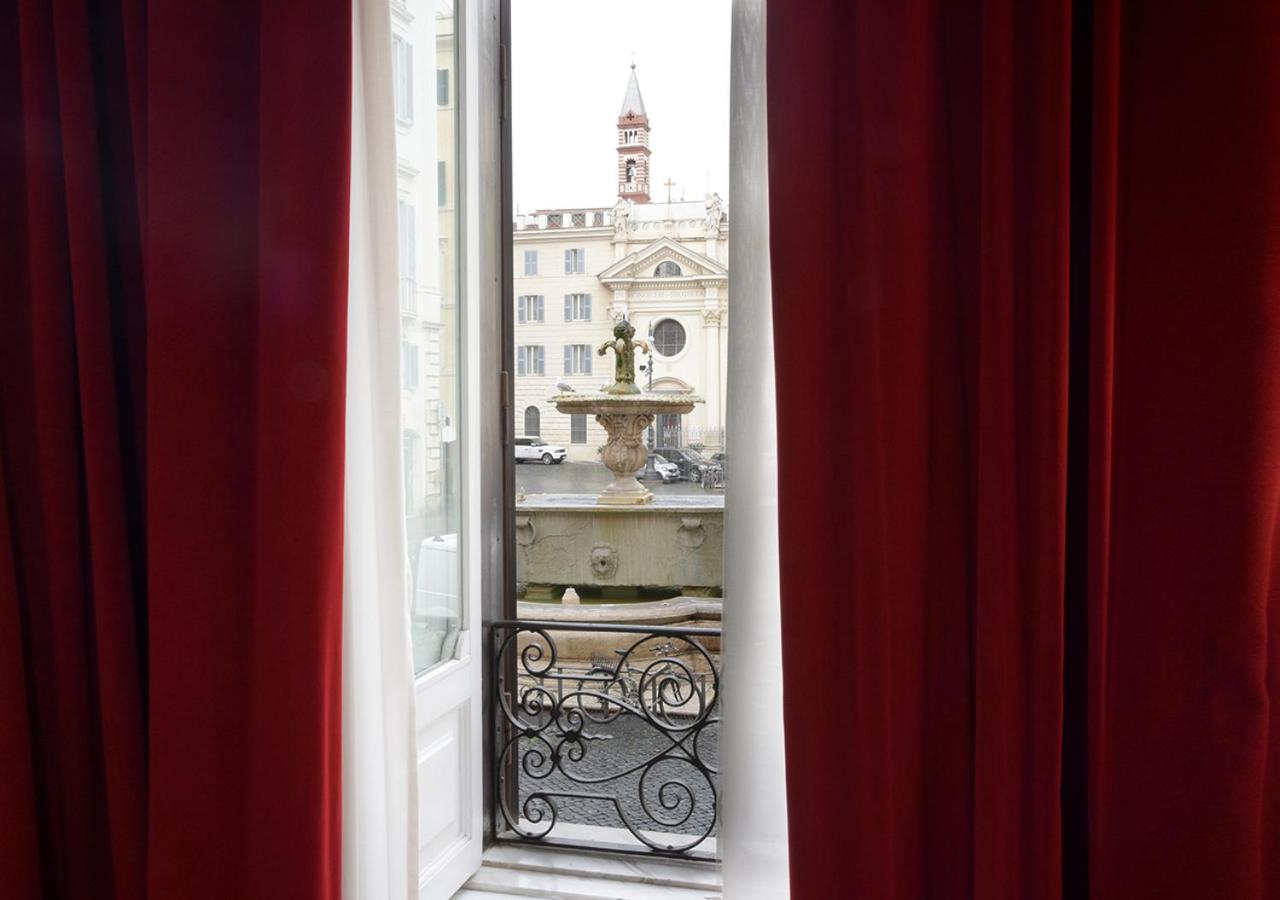 Deluxe Suite with City View photo 3