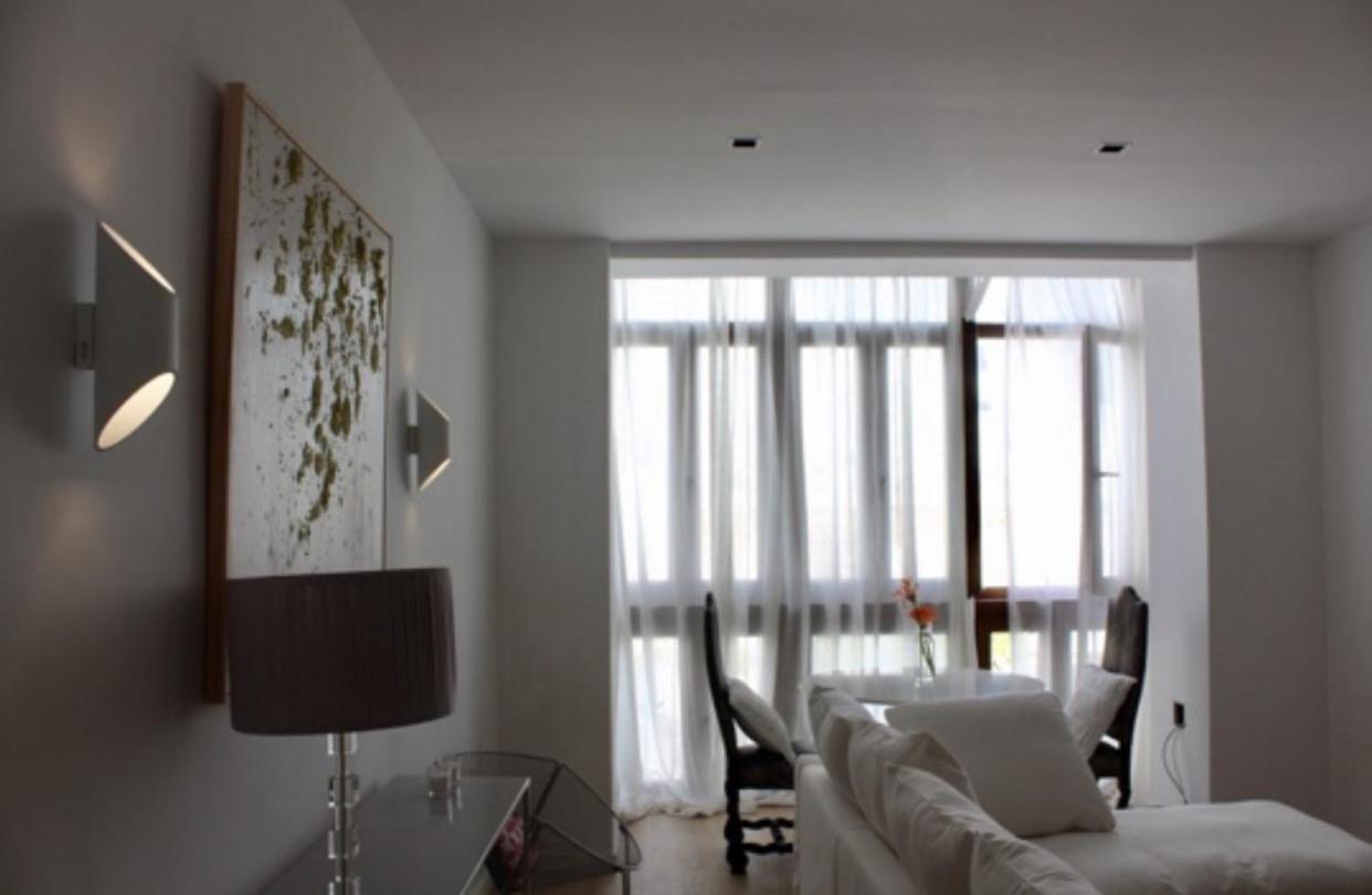 Two-Bedroom Apartment - Photo 3