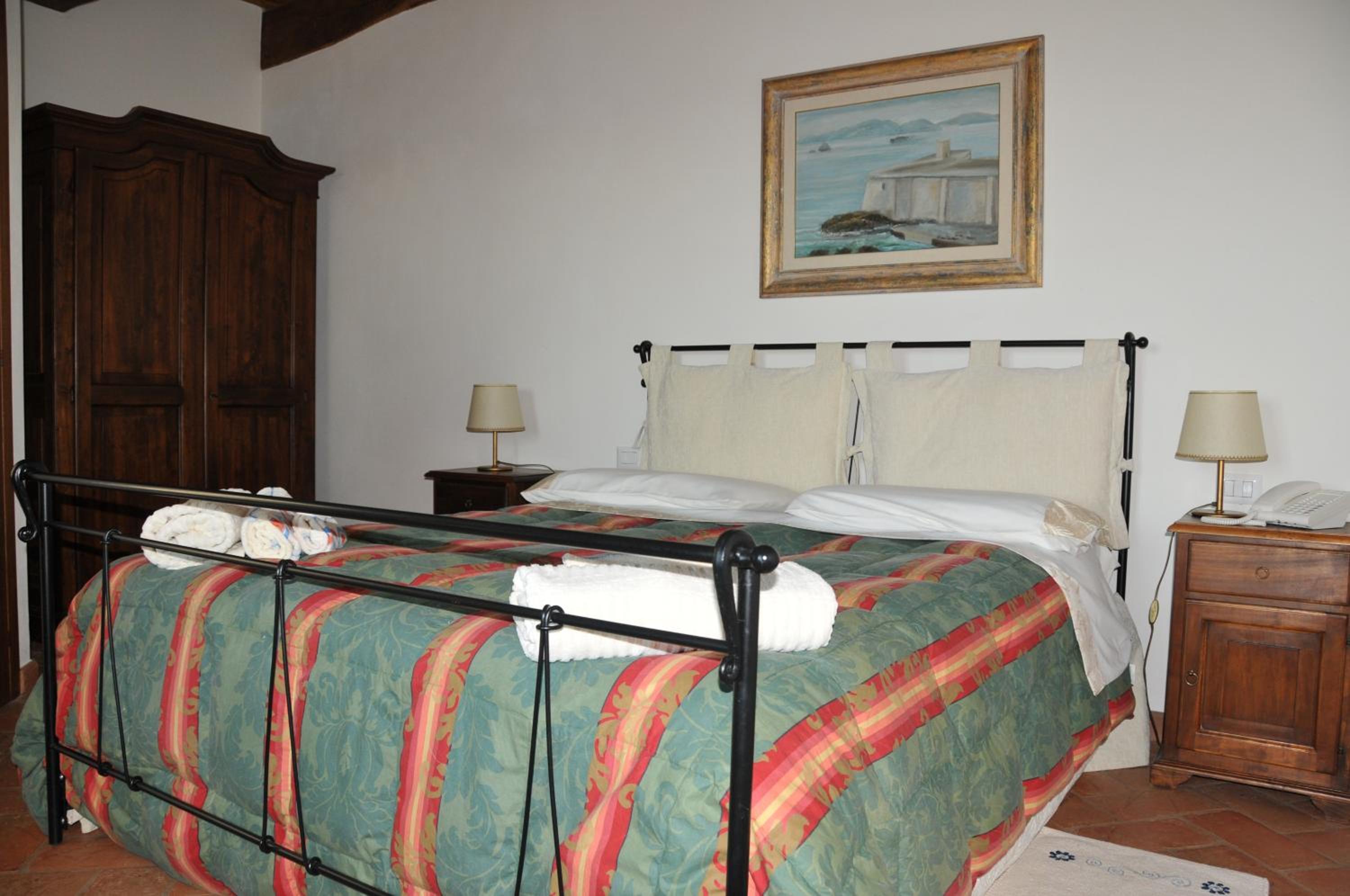 Double Room - Photo 3