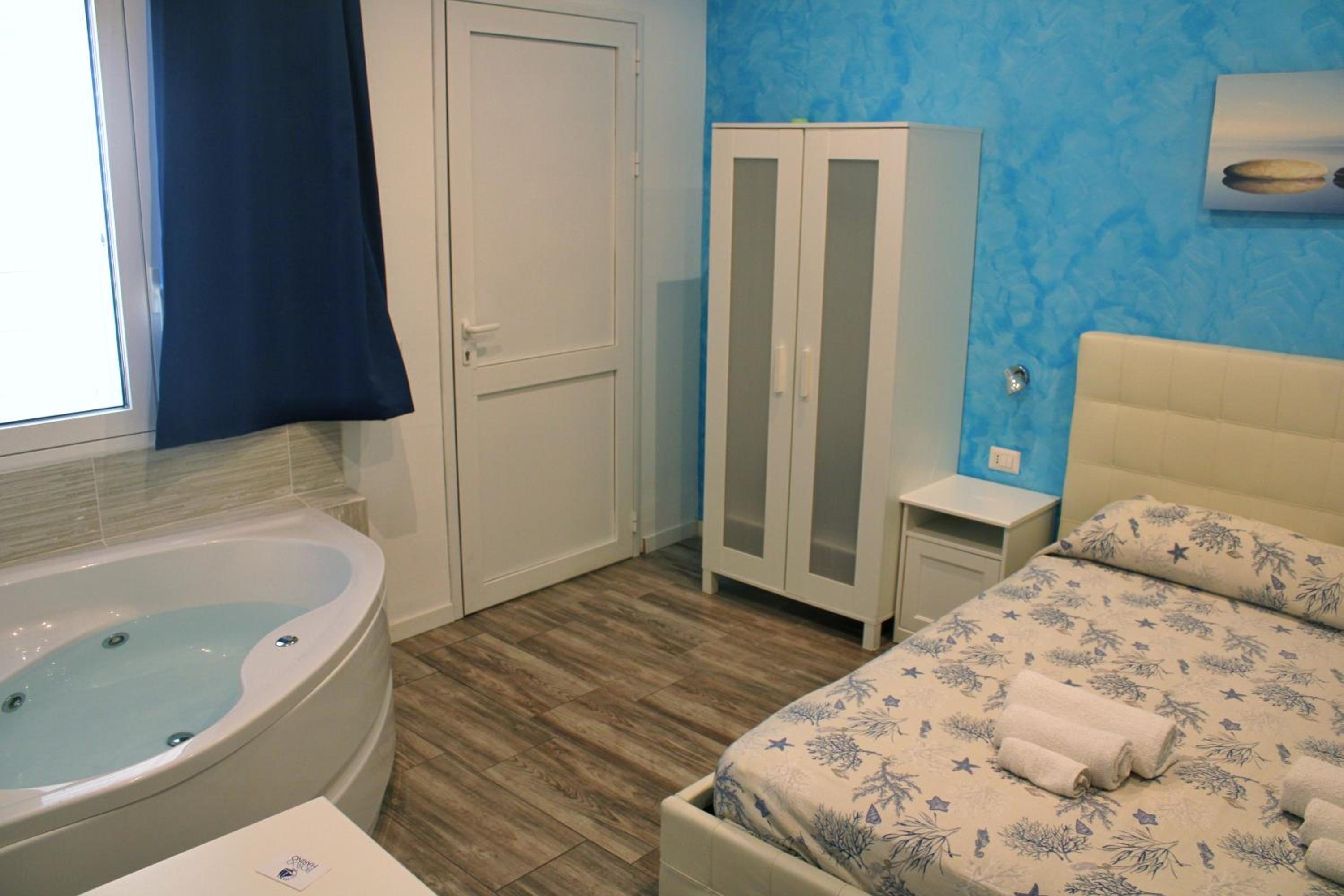 Queen Room With Spa Bath photo 1