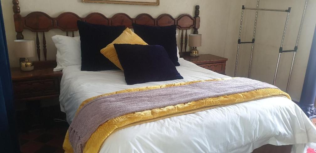 Deluxe Queen Room - Photo 1