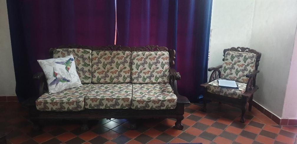 Deluxe Queen Room - Photo 2