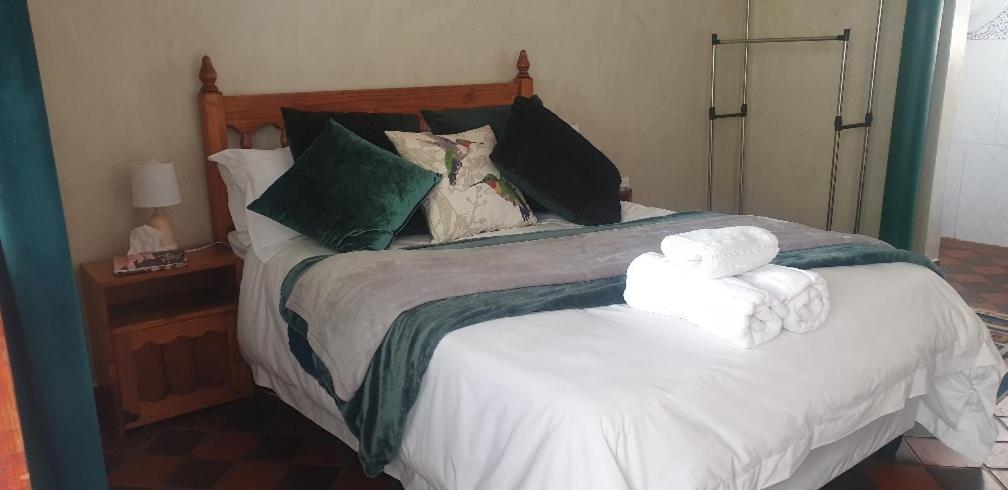 Double Room with Patio photo 1