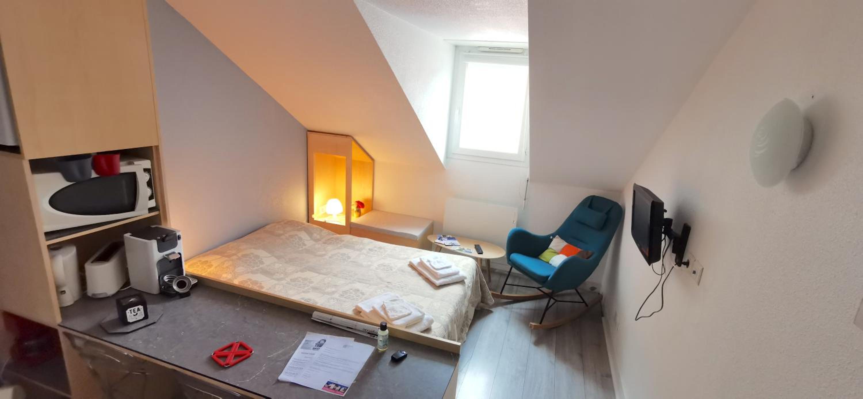 Studio Apartment photo 2