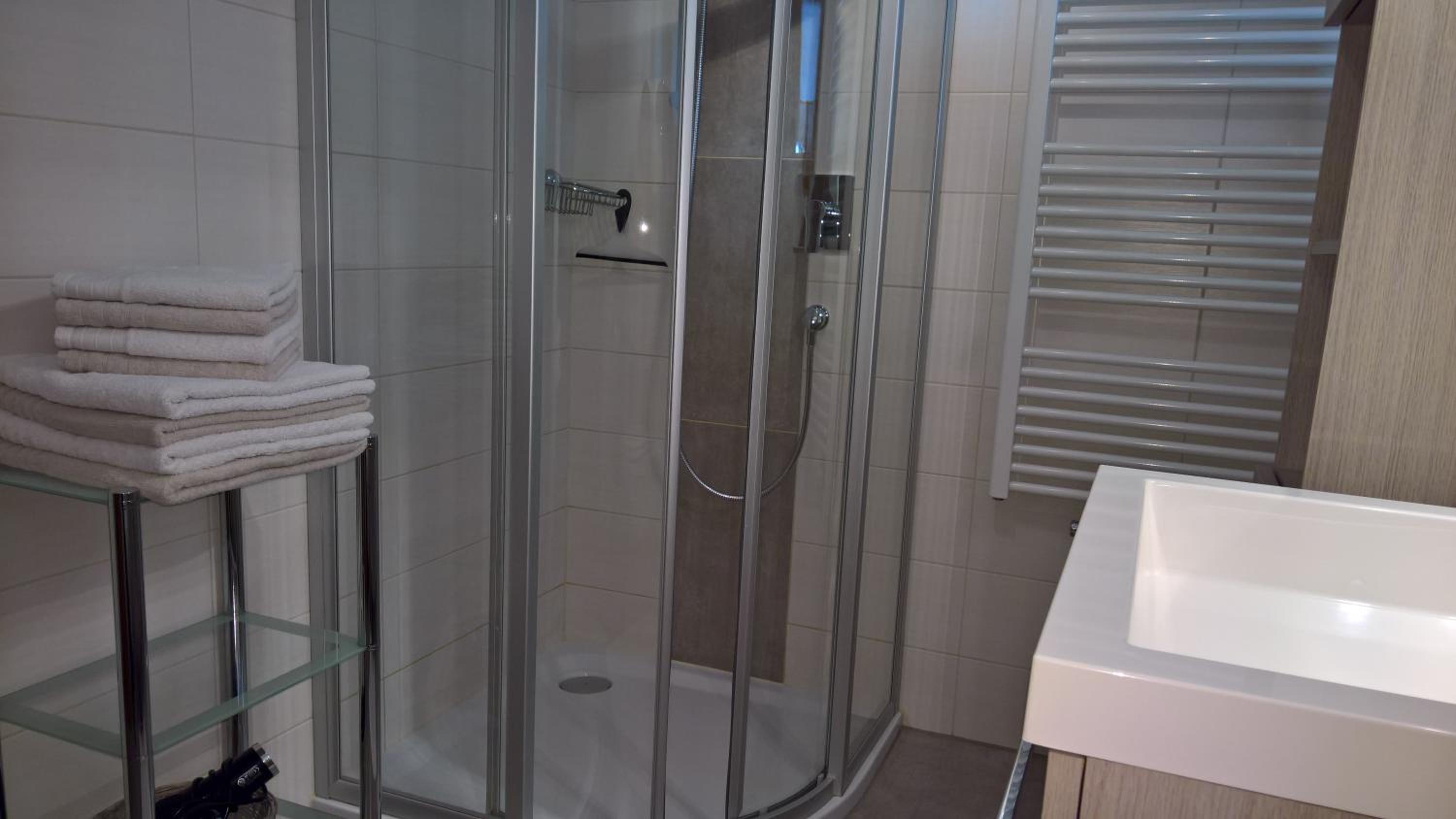 Standard Two-Bedroom Apartment "Blumenwiese" photo 3