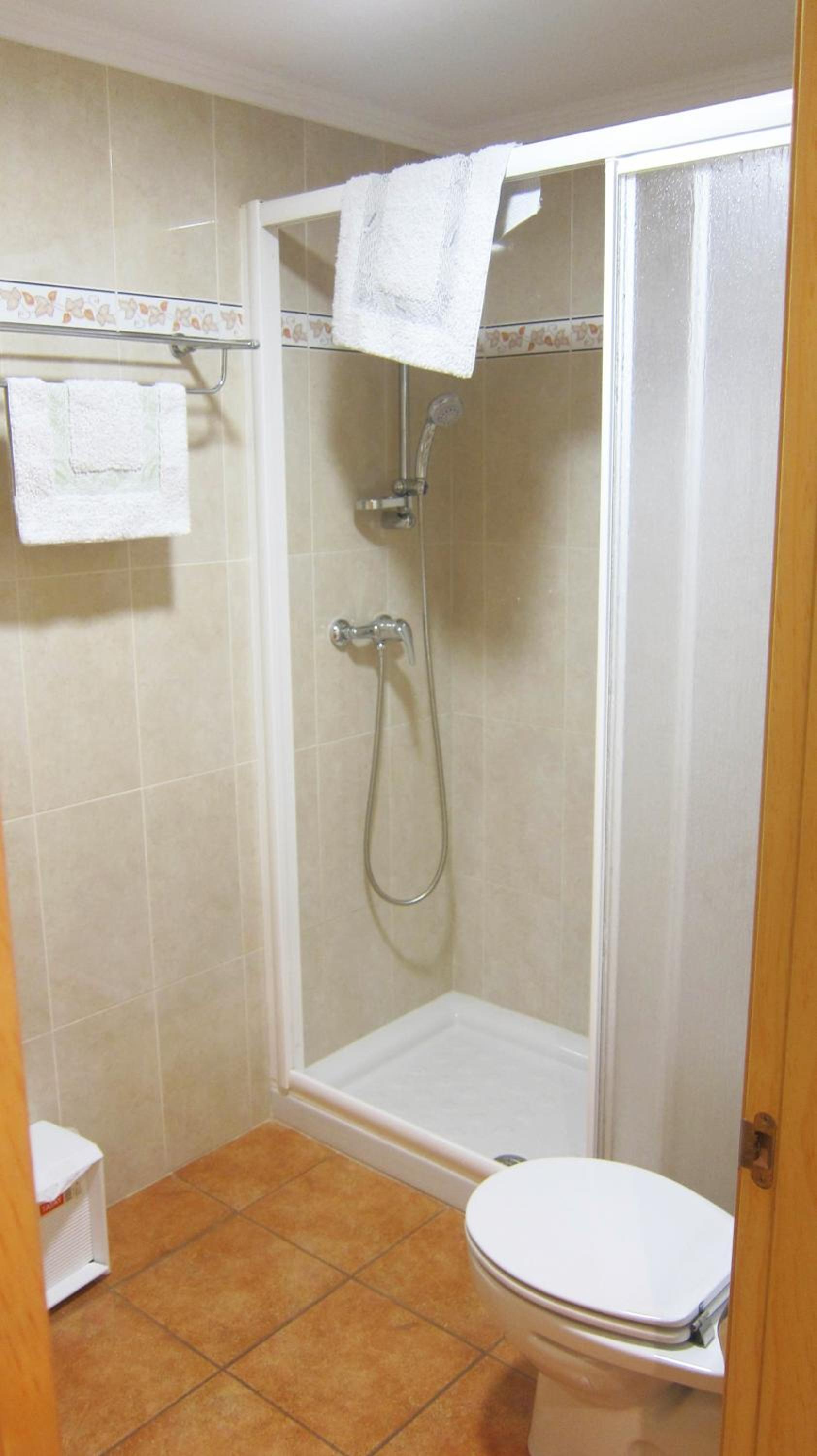 Two-Bedroom Apartment (3 Adults) photo 3