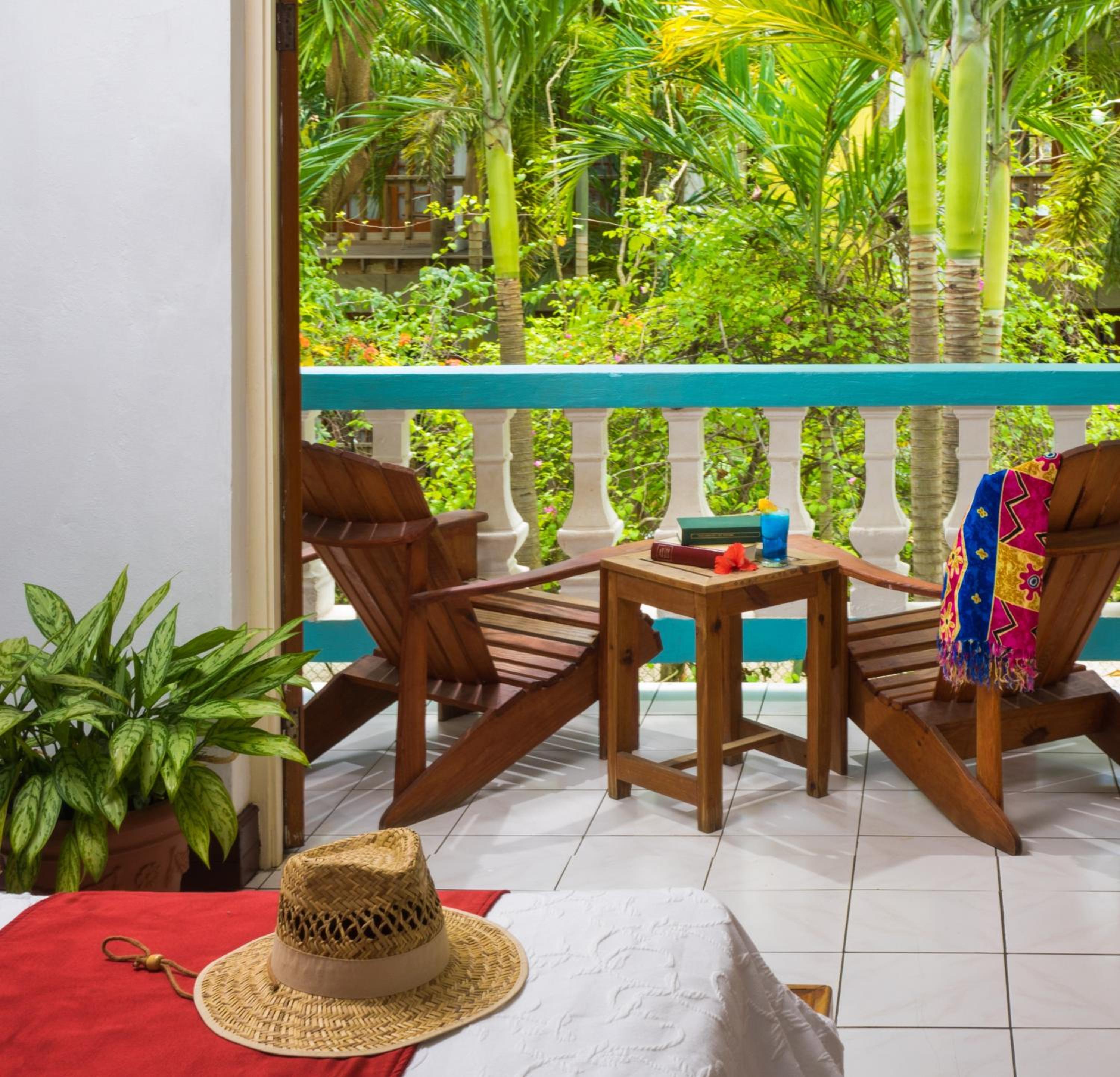 Superior King or Double Room with Garden View photo 3