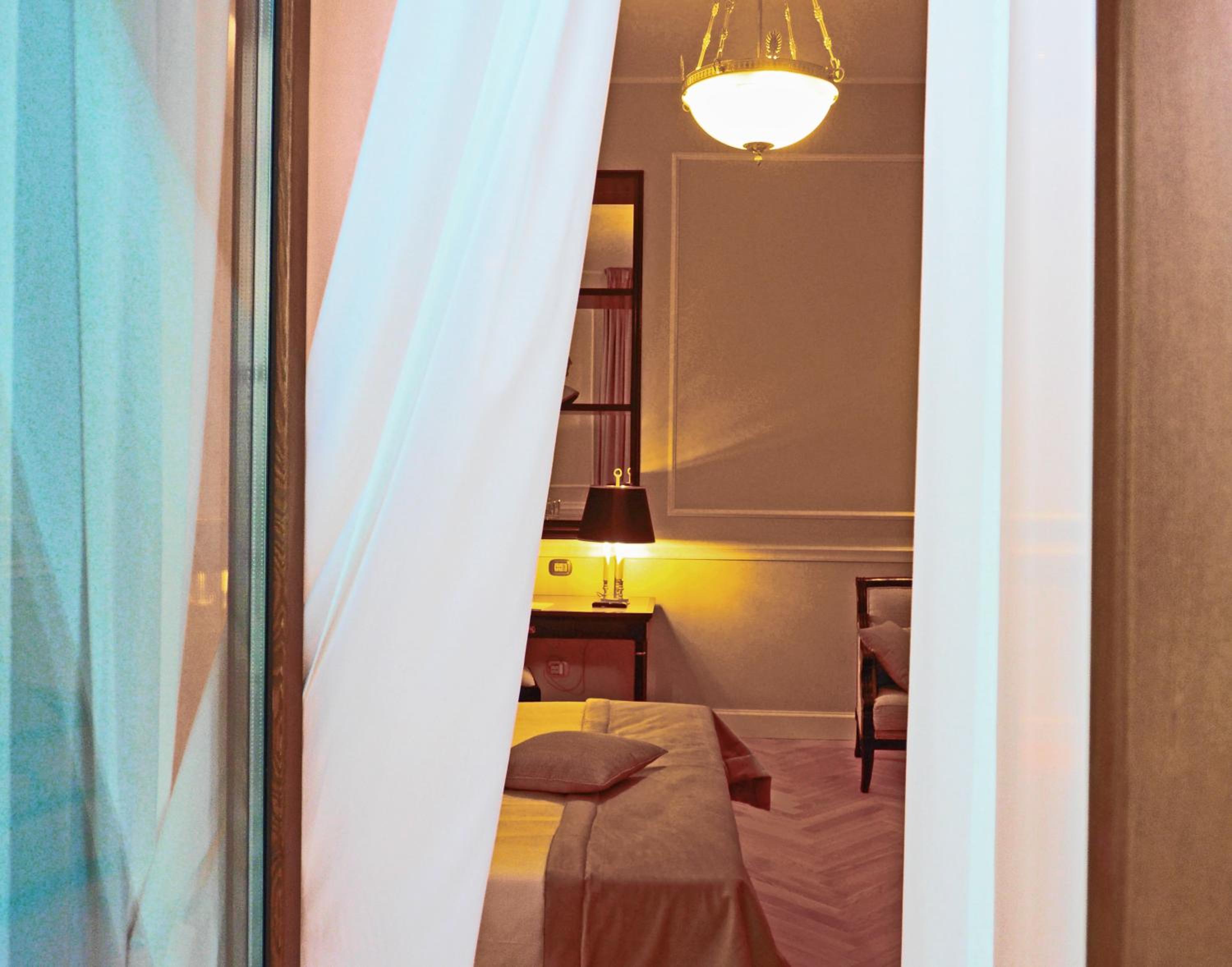 Deluxe Double Room With City View