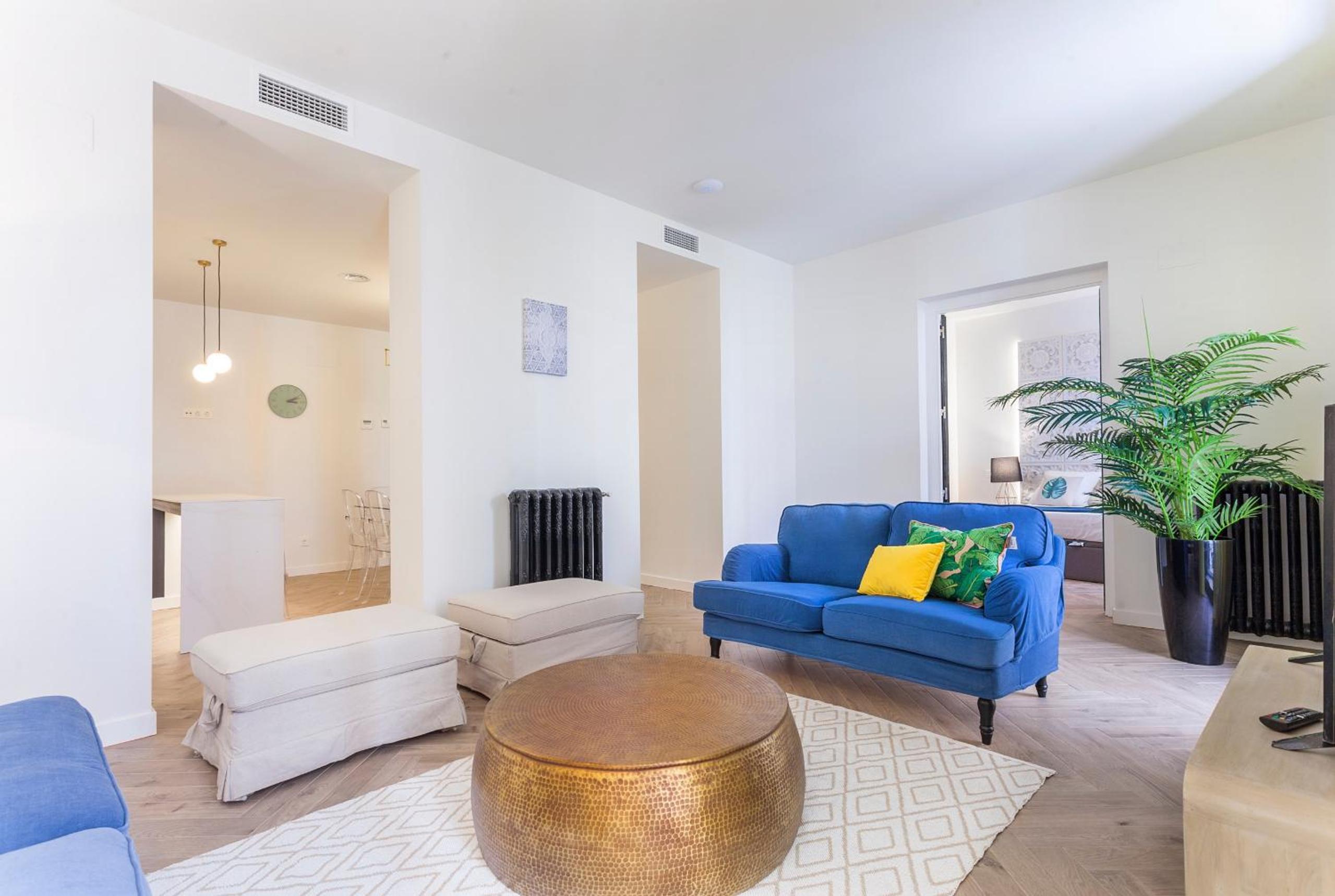 Apartamento de Cinco Dormitorios I