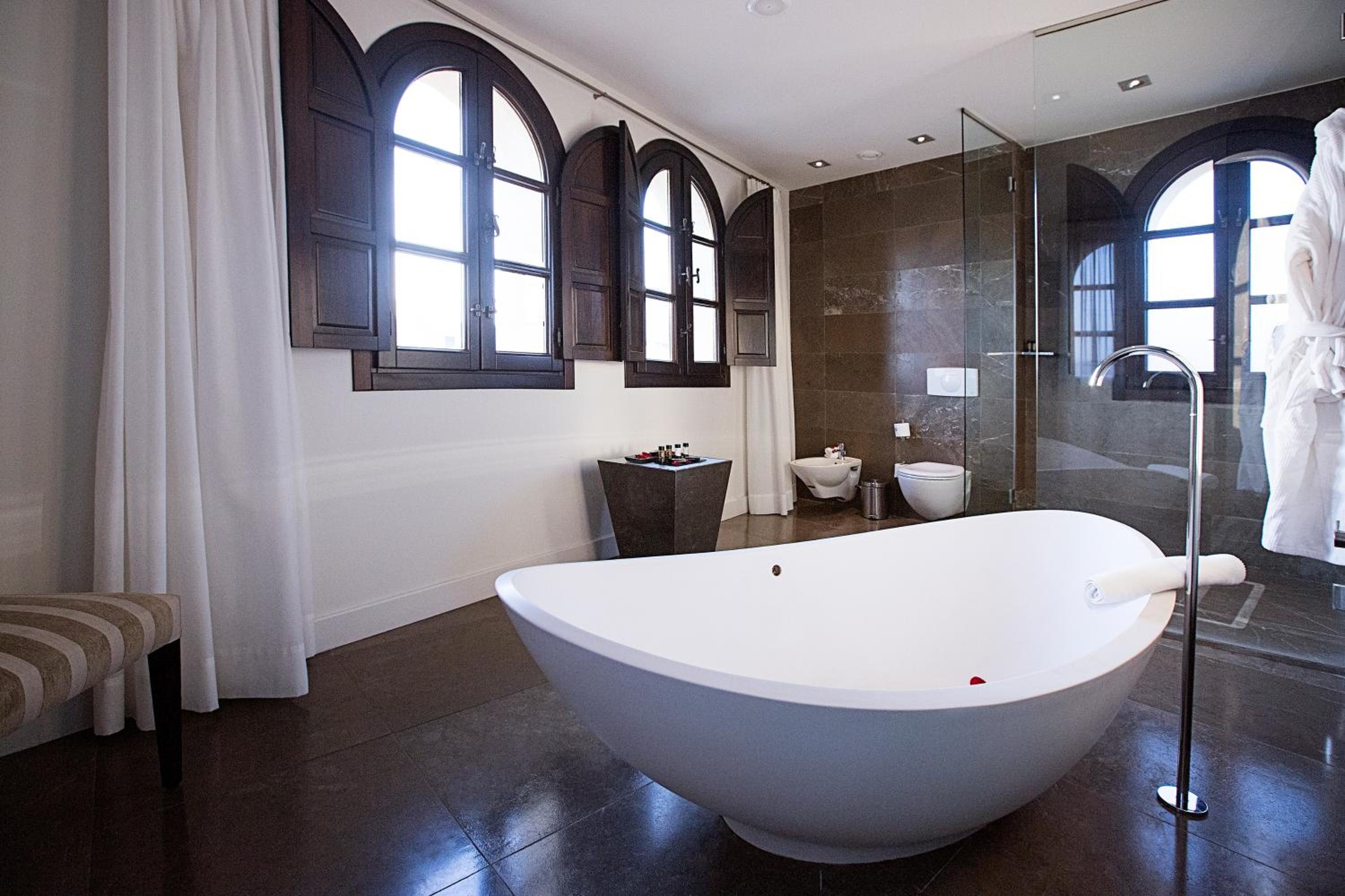 Junior Suite - Photo 9