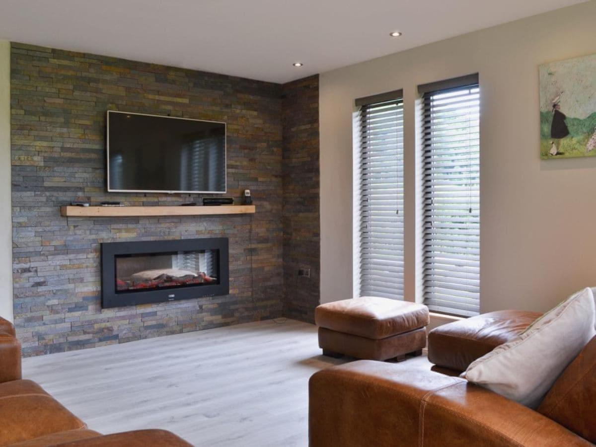 Three-Bedroom Villa photo 2