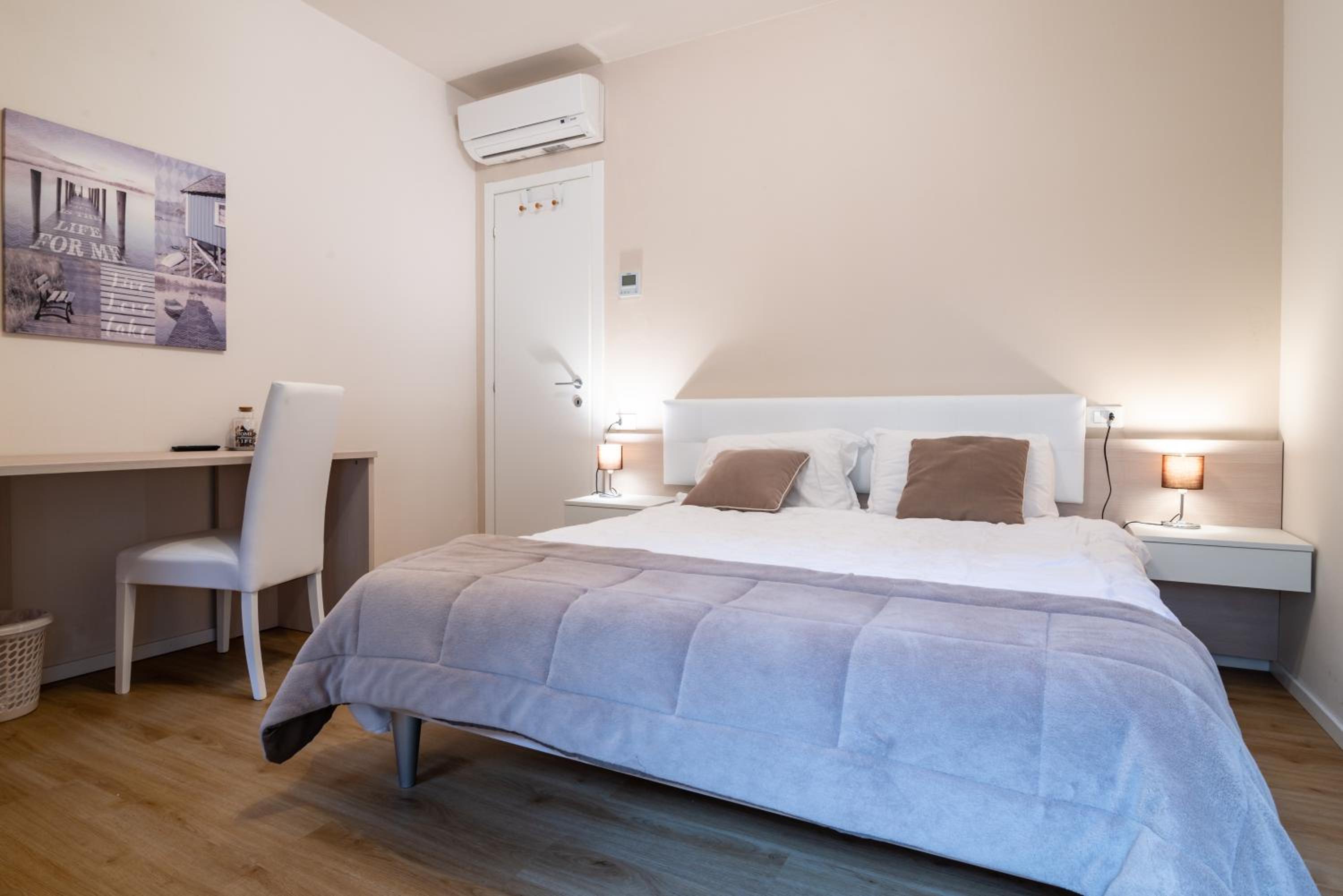 Smart Double Room photo 1