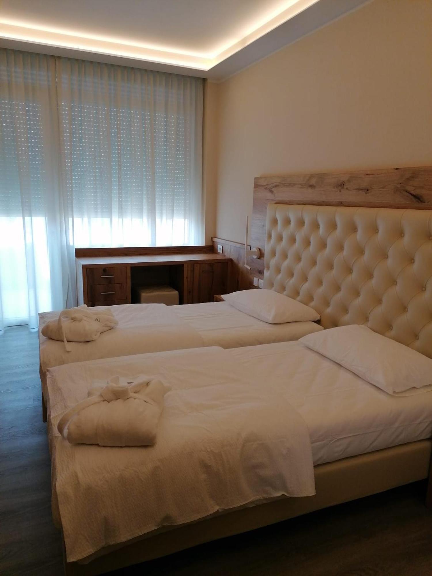 Comfort Double Room with Balcony - Photo 16