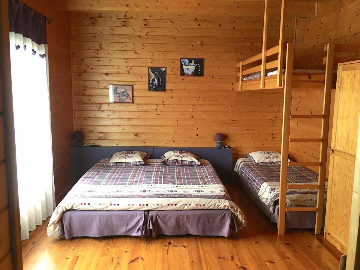 Quadruple Room with Private Bathroom photo 1