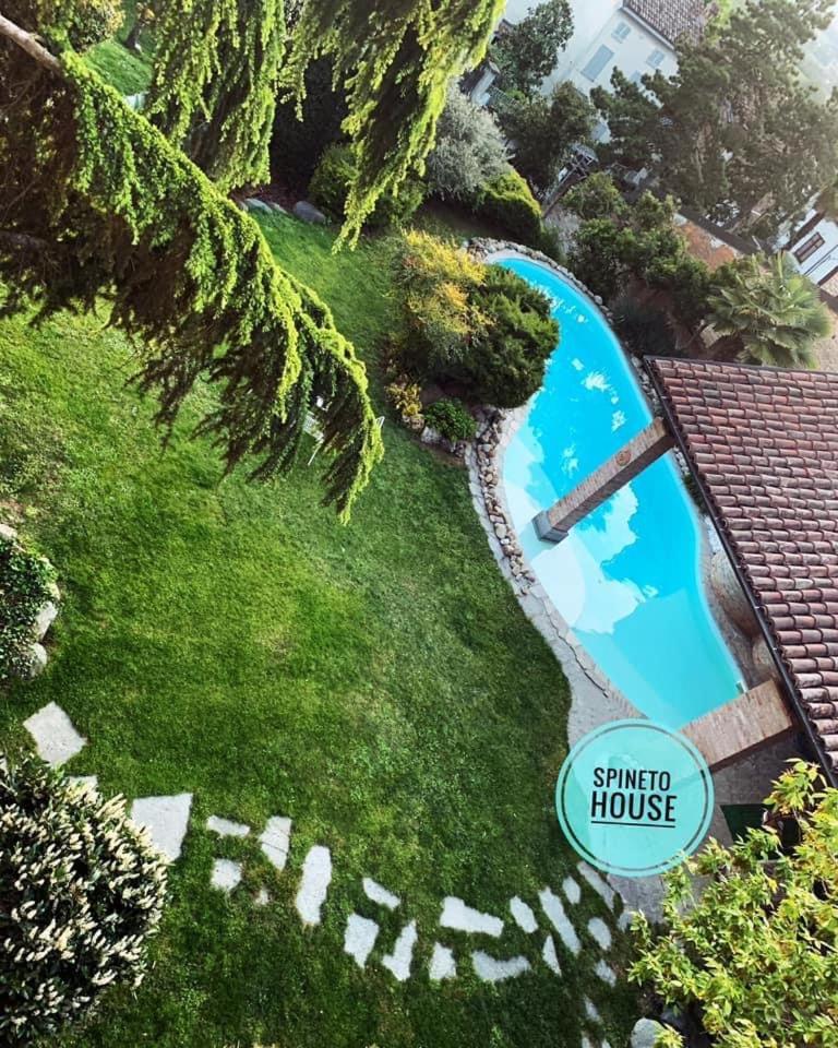 Double Room with Pool View - Photo 2
