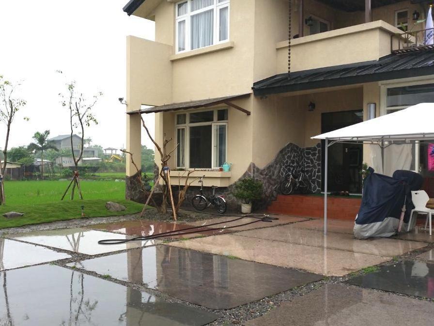 Villa photo 1