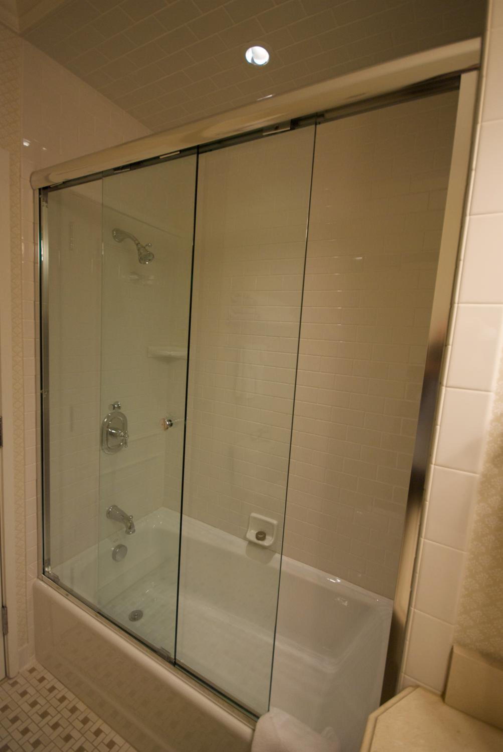 Capital King Room photo 2