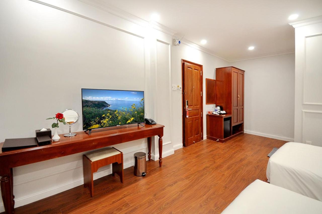 Superior Double or Twin Room - Photo 7