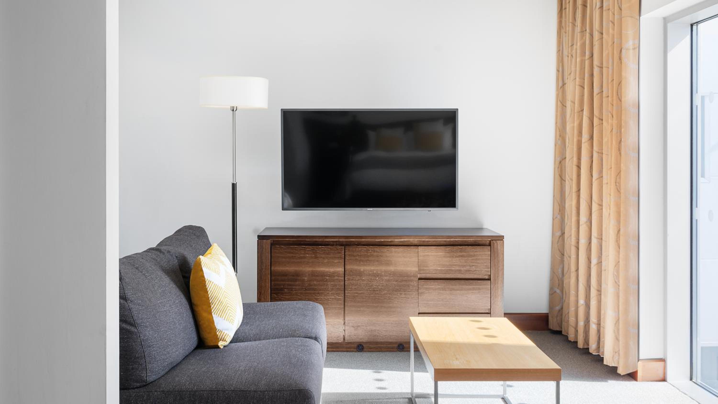 One-Bedroom King Suite with Living Area - Photo 7