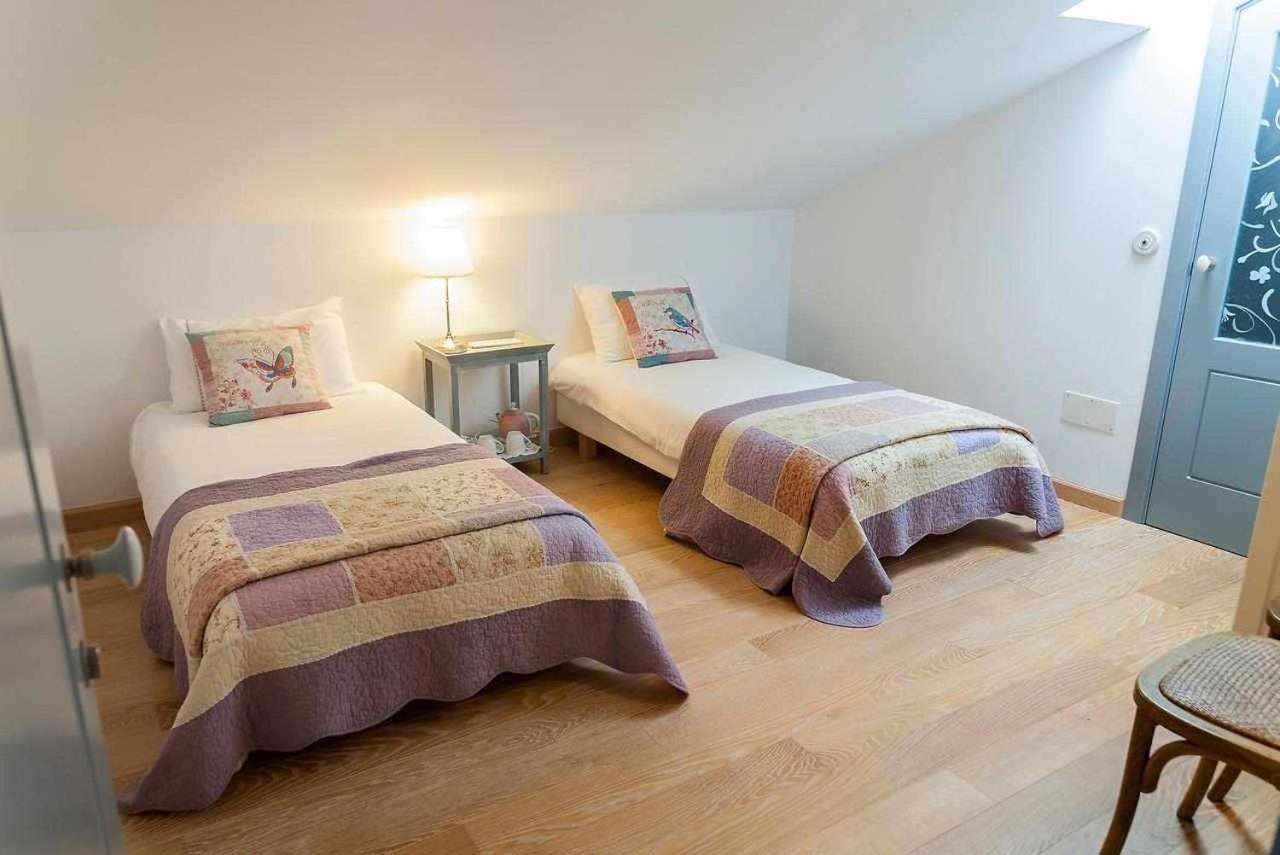 Interior twin room