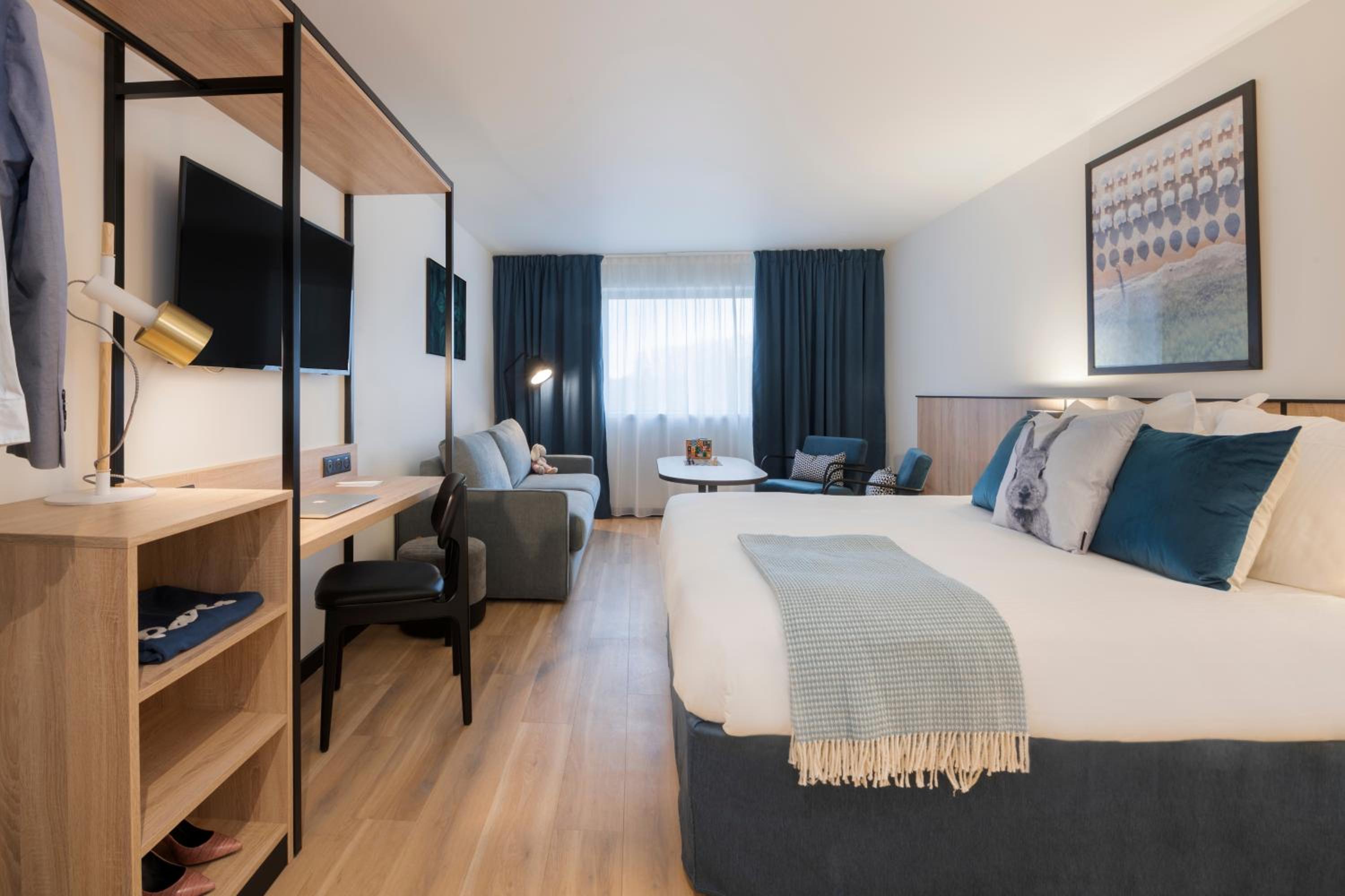 Superior Studio Double with Kitchenette and Sofa Bed - Photo 1