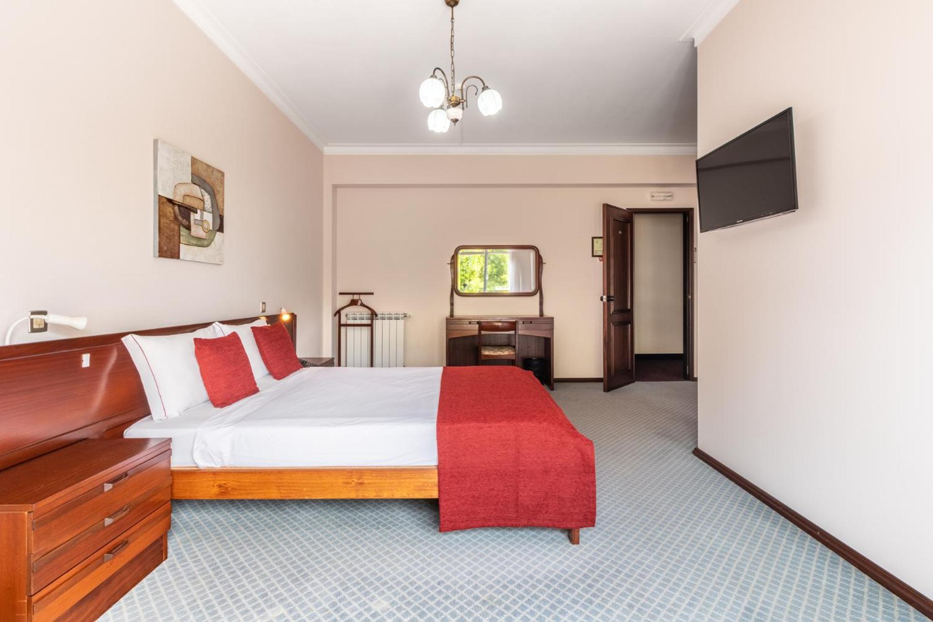 Standard Double Room - Photo 5