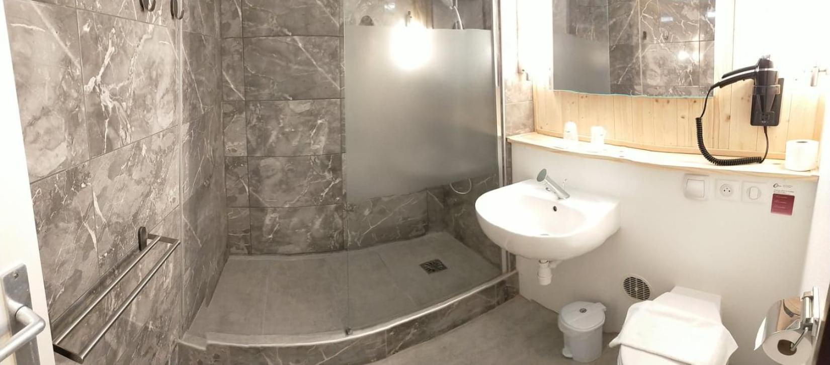 Superior Double Room - Photo 12