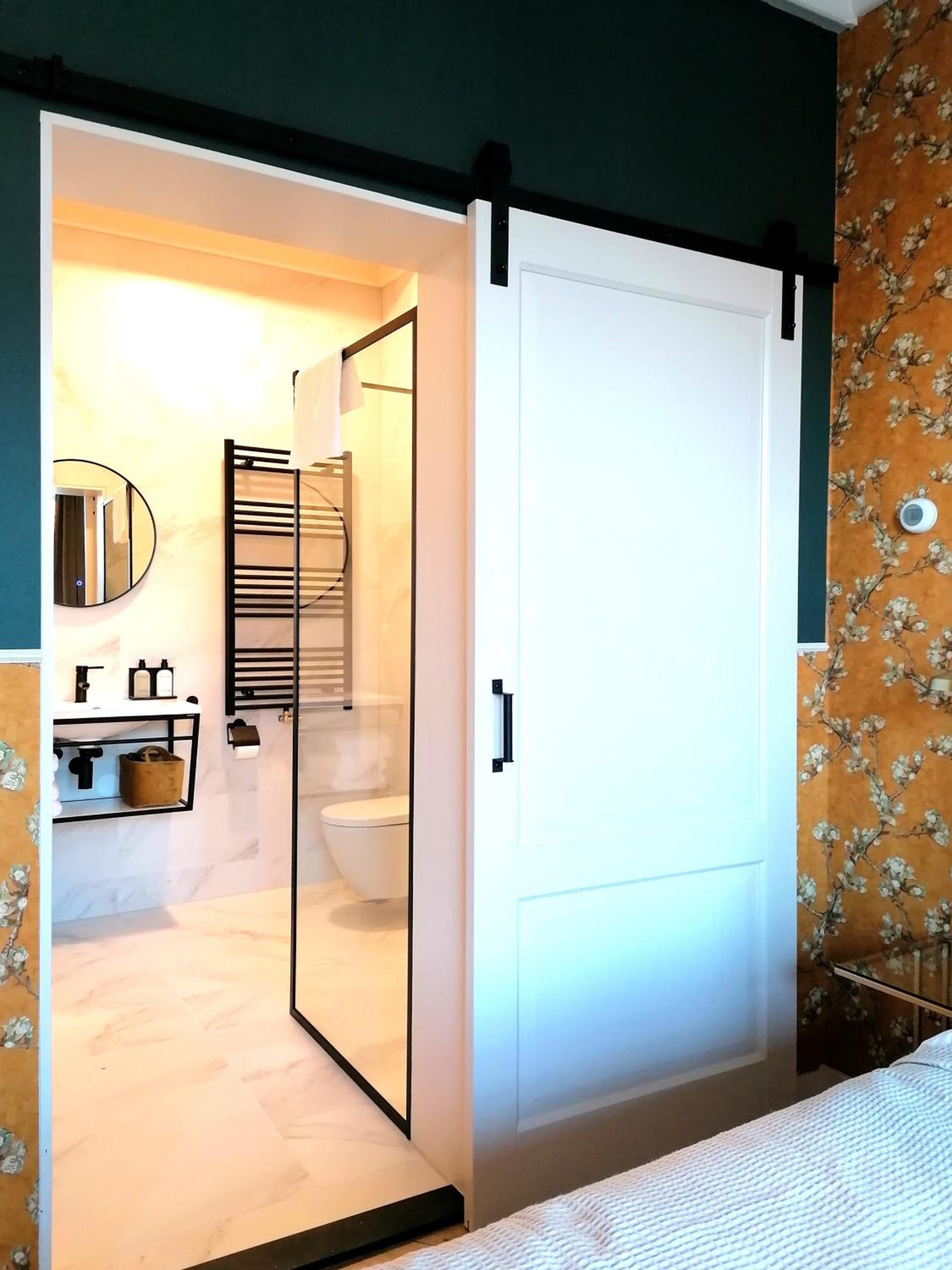 Deluxe Double Room with Extra Bed - Photo 7