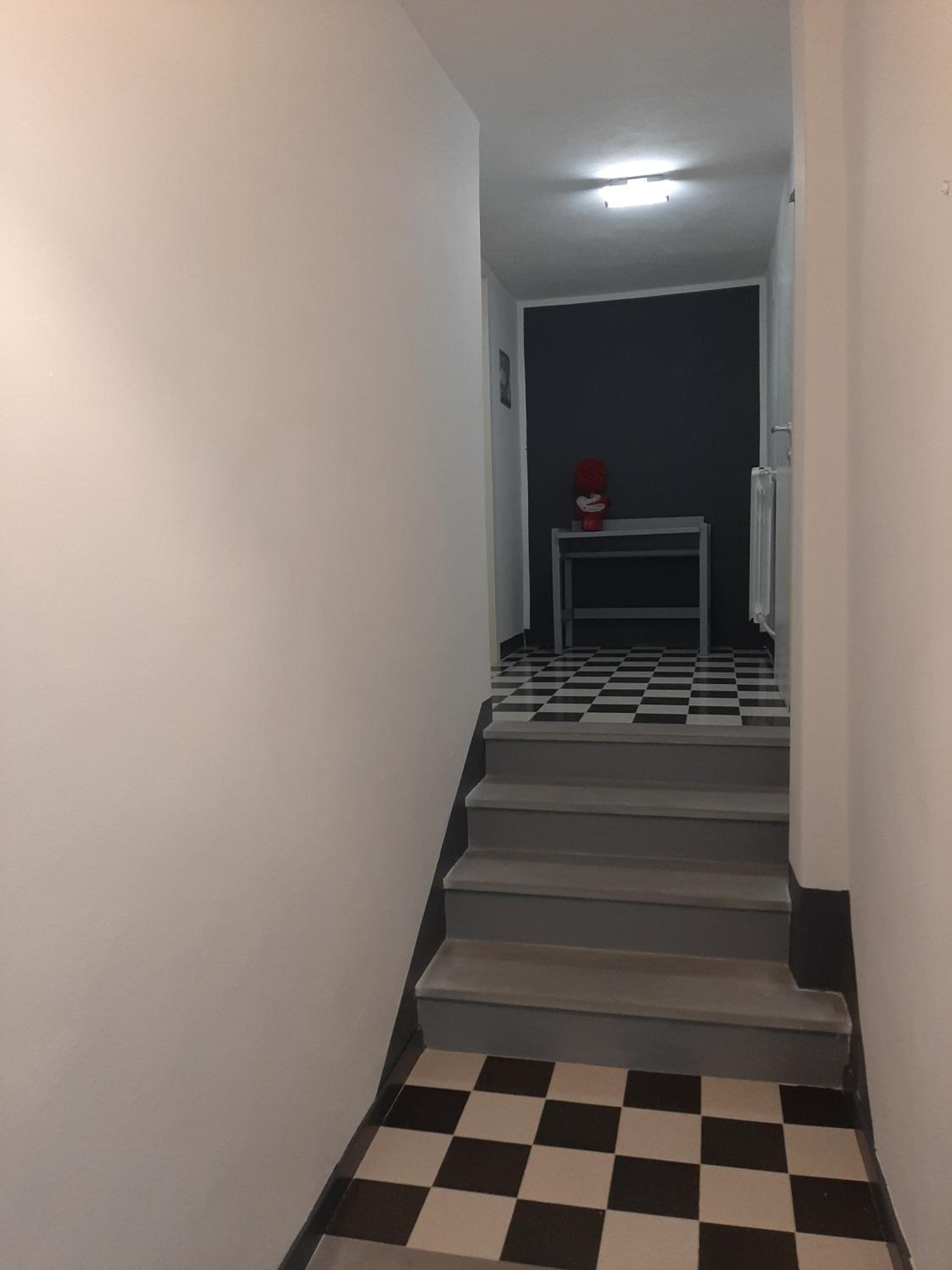 Family Room - Photo 16