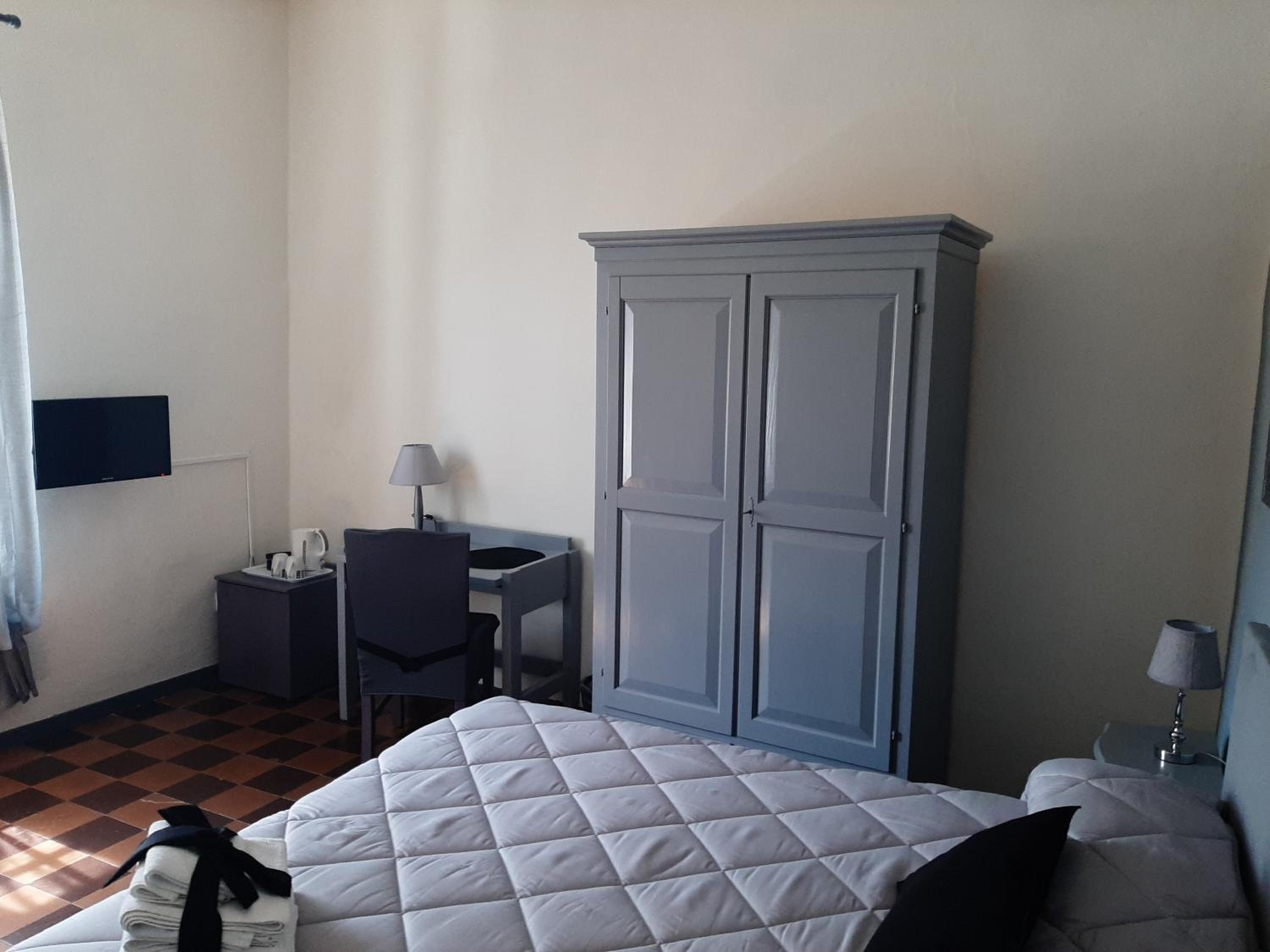 Family Room - Photo 20